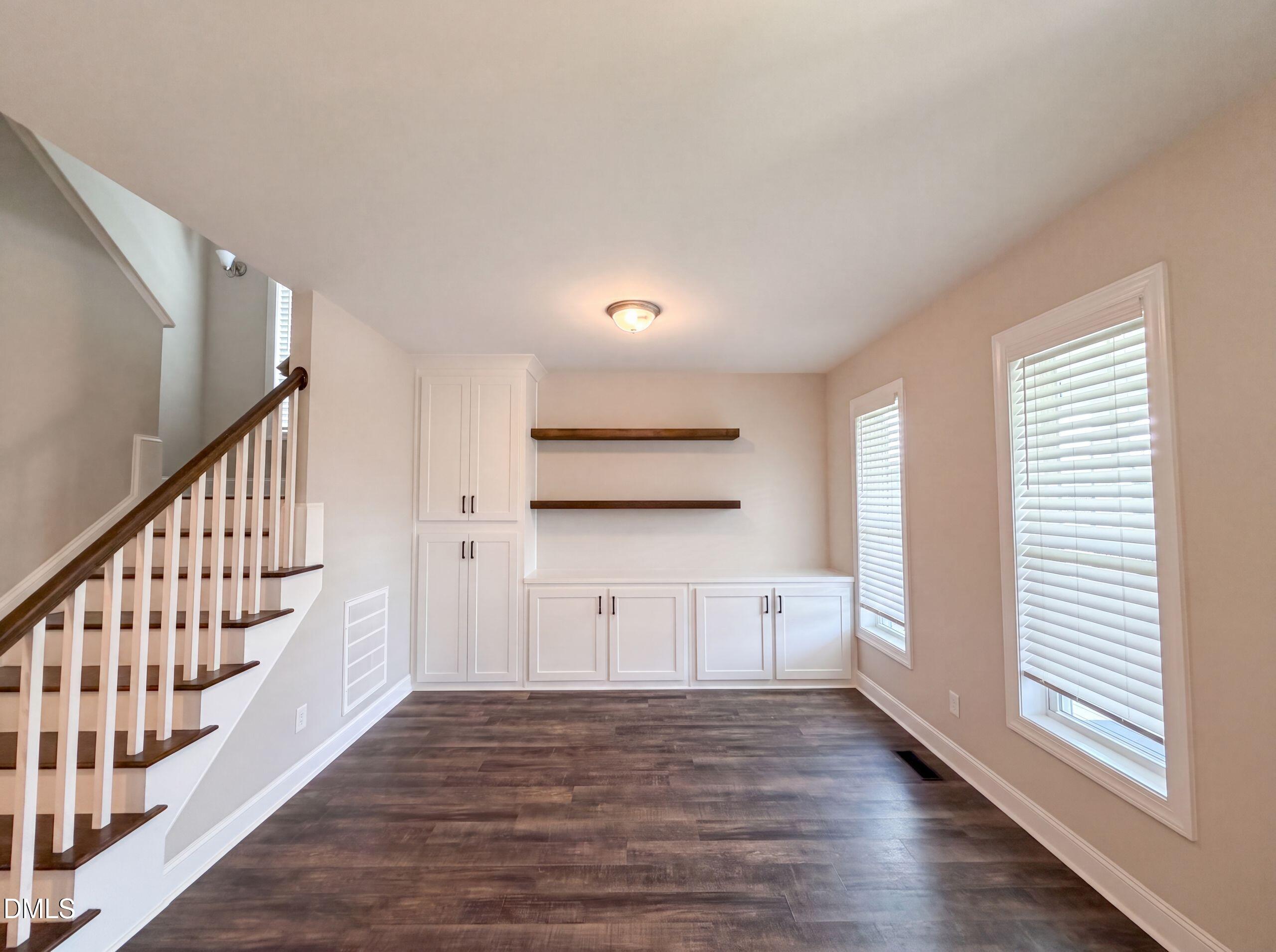 8808 Sprouted Lane Property Photo 9