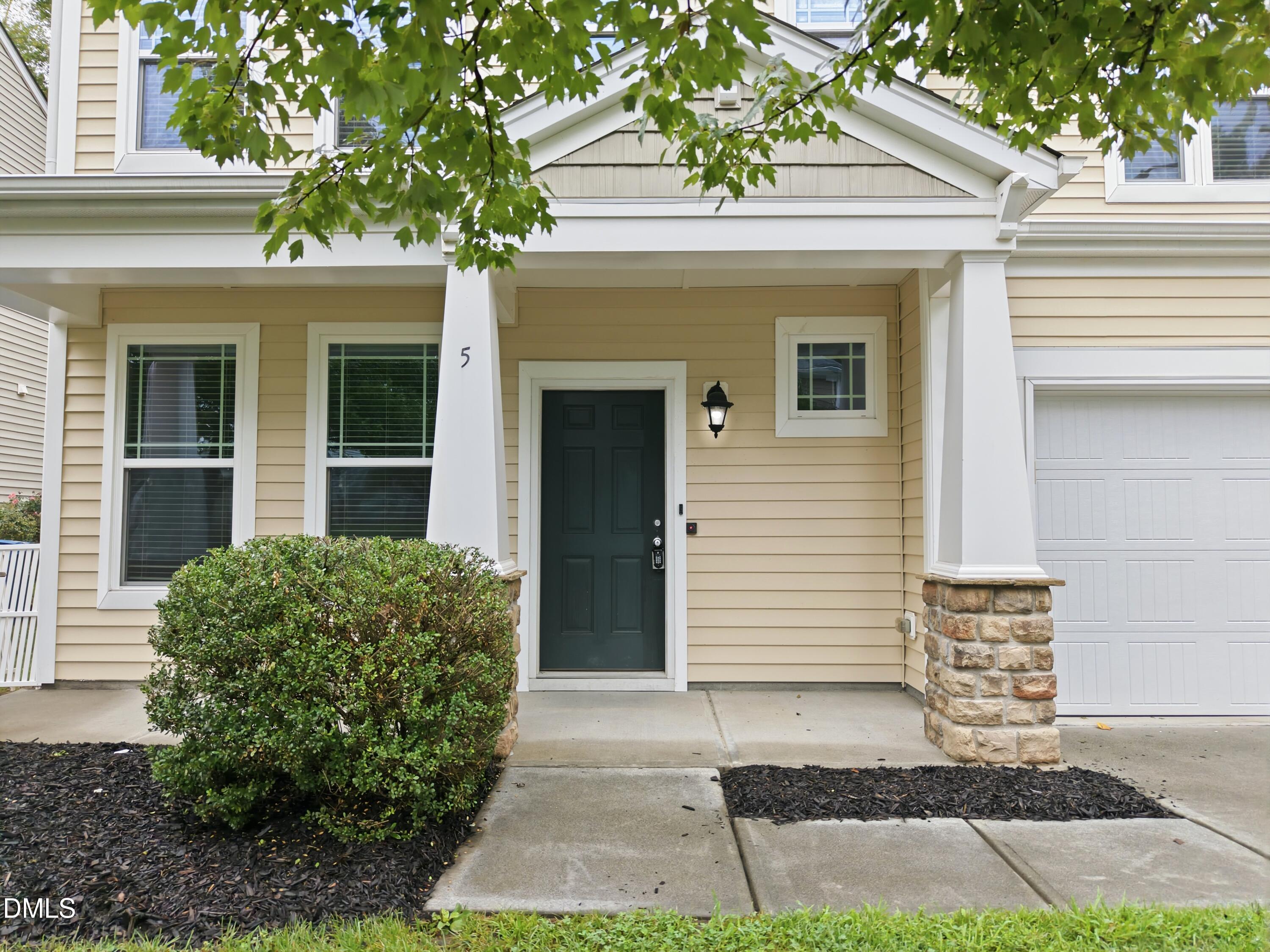5 White Spruce Court Property Photo 9