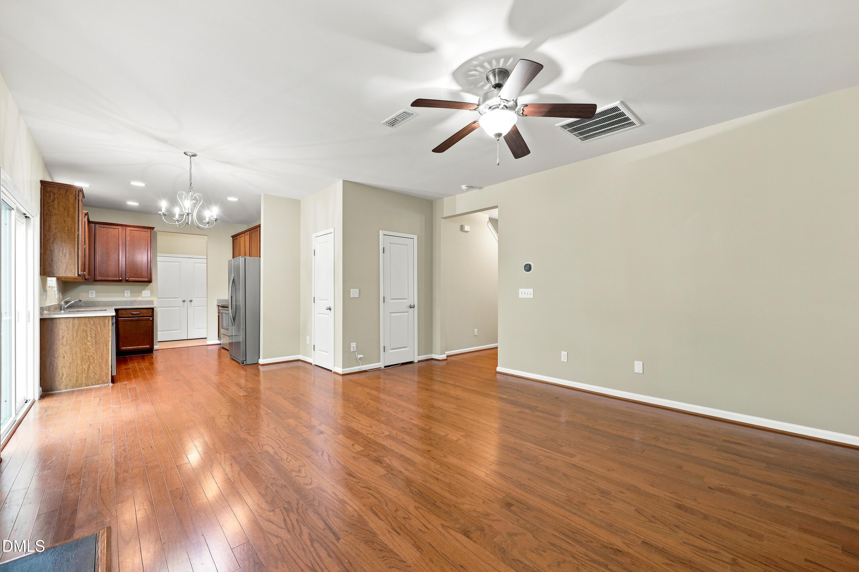 5 White Spruce Court Property Photo 24