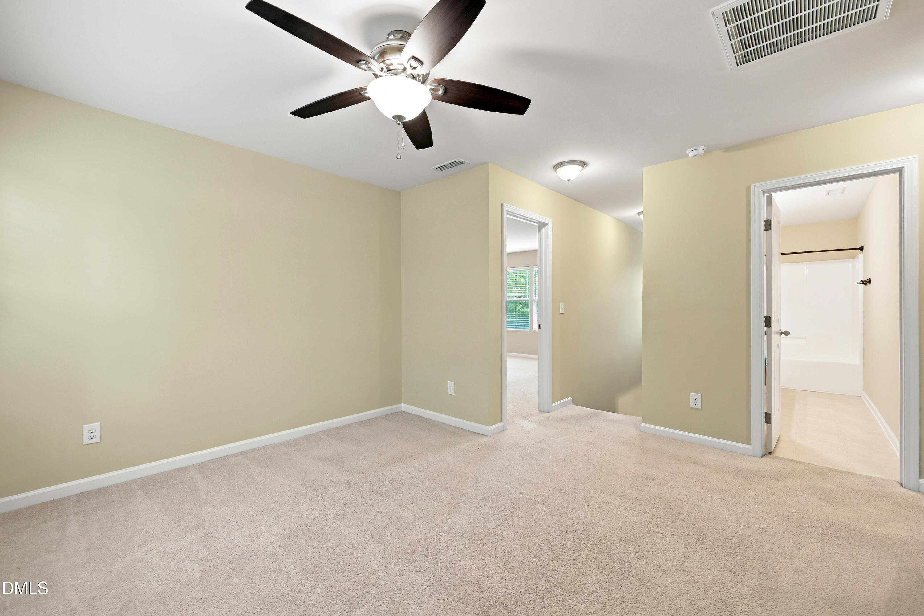 5 White Spruce Court Property Photo 34