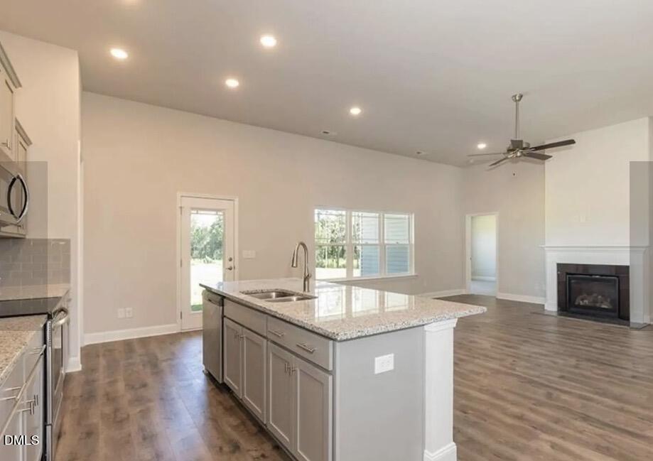 3536 Buster Court Property Photo 4
