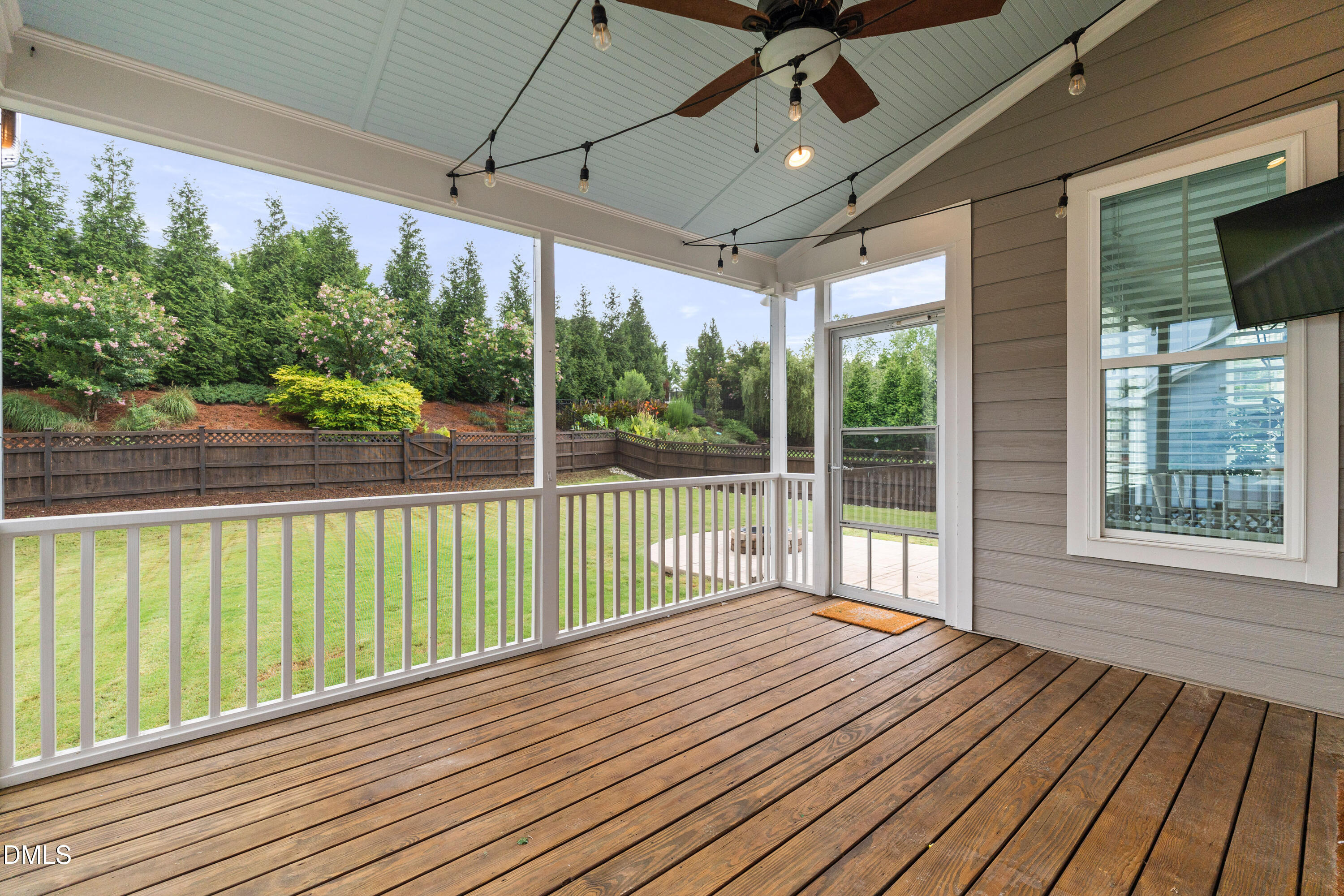 828 Rambling Oaks Lane Property Photo 31