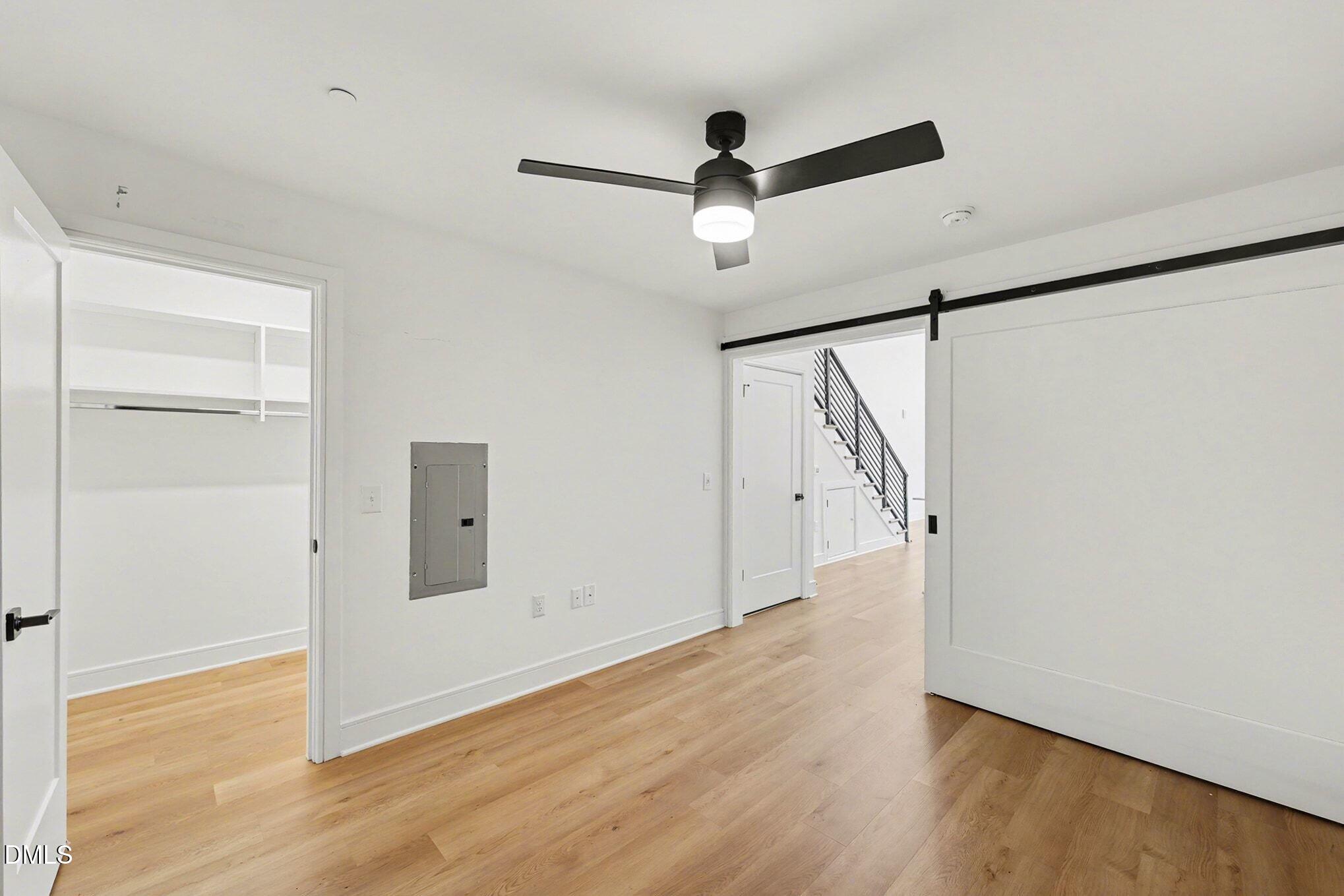 615 Daniels Street 111 Property Photo 8