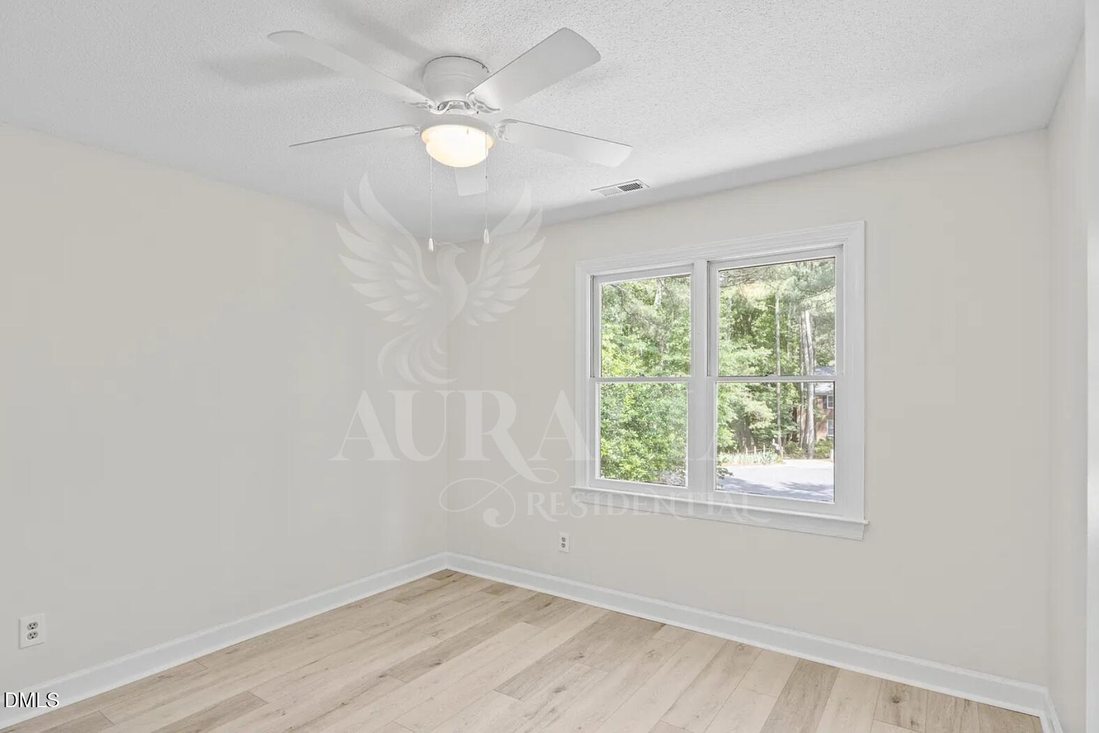 623 Elmwood Court Property Photo 19