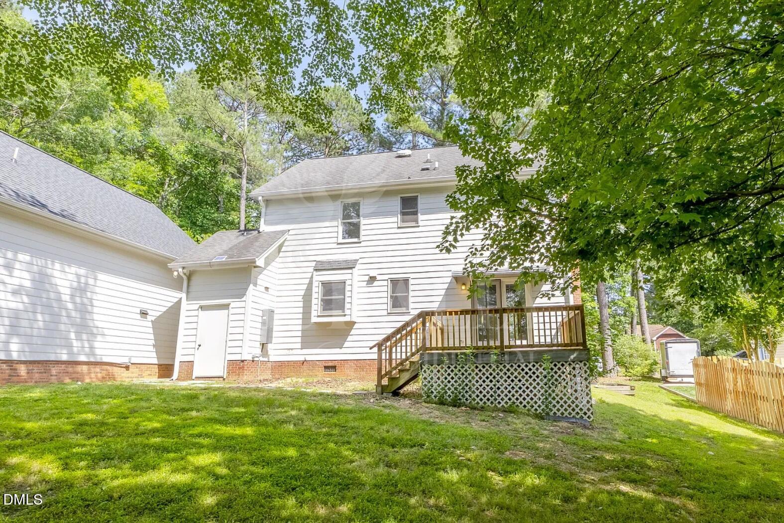 623 Elmwood Court Property Photo 33
