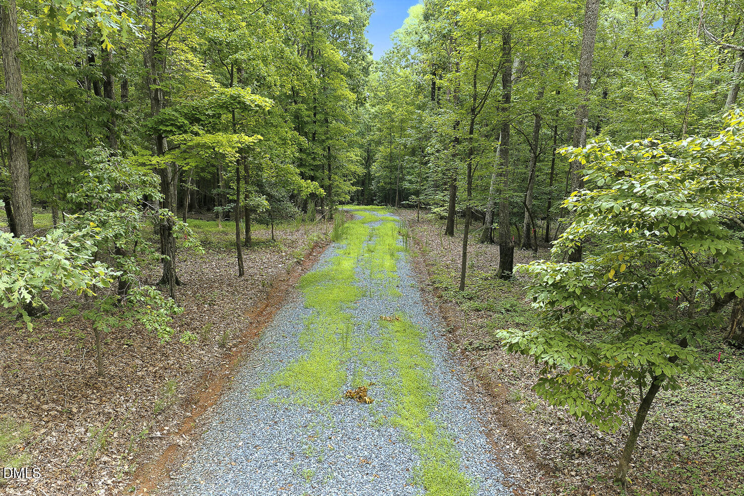748 Valley Lane Property Photo 18