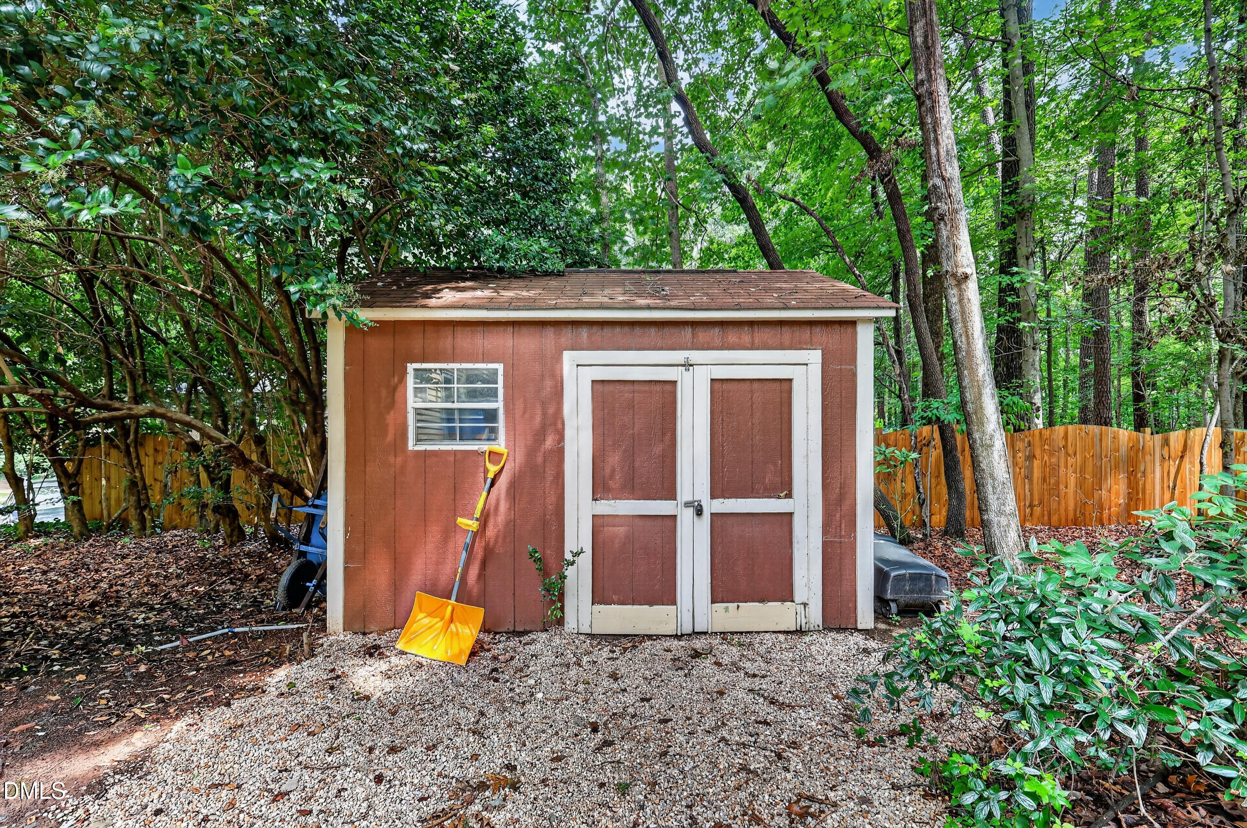 8824 Woodyhill Road Property Photo 27