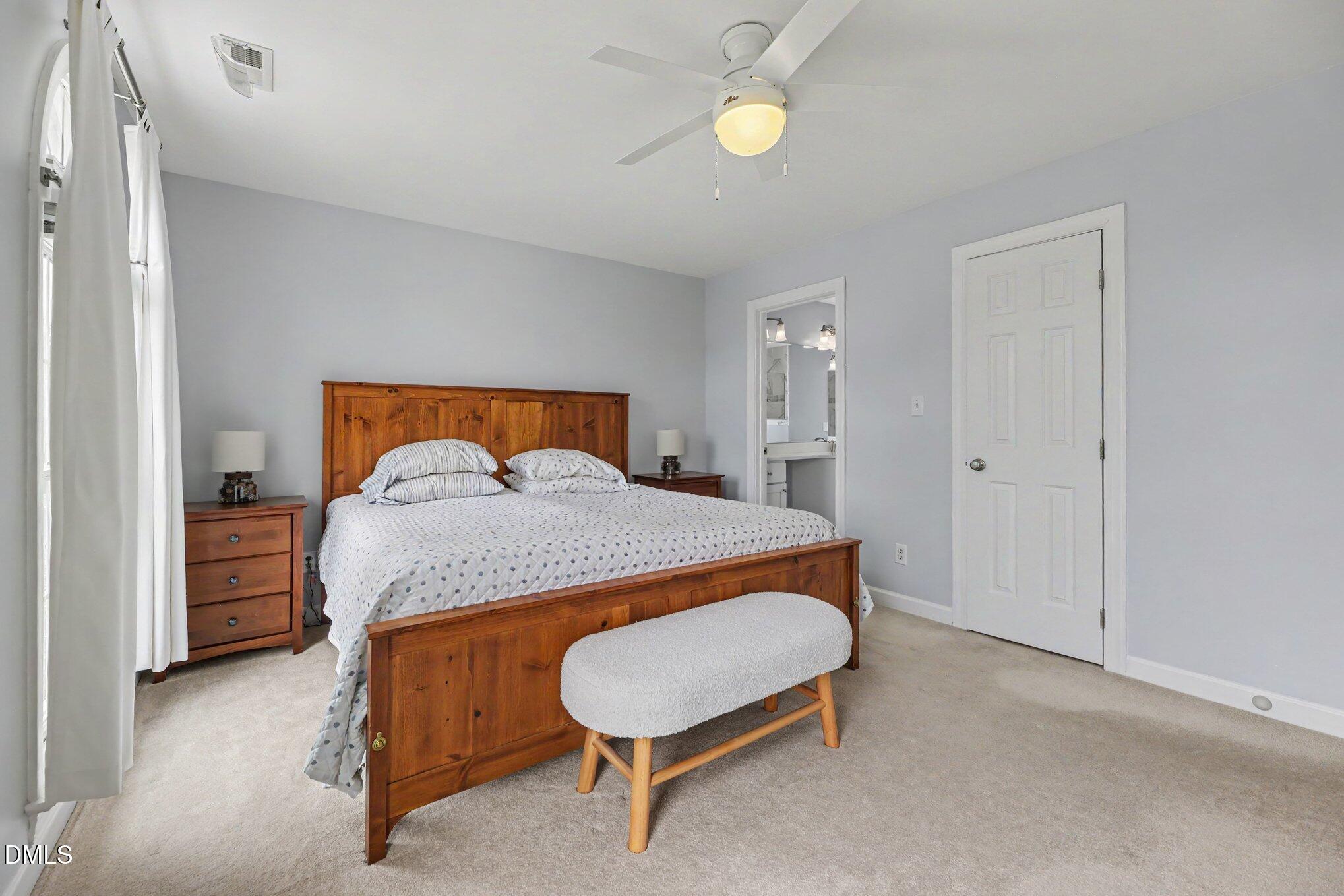 405 Carpenter Town Lane Property Photo 16