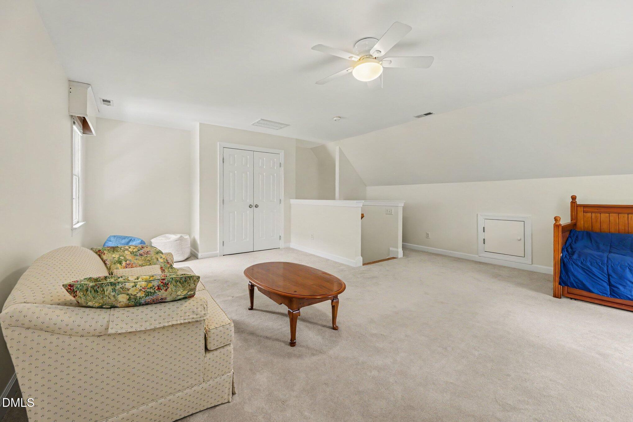 405 Carpenter Town Lane Property Photo 21