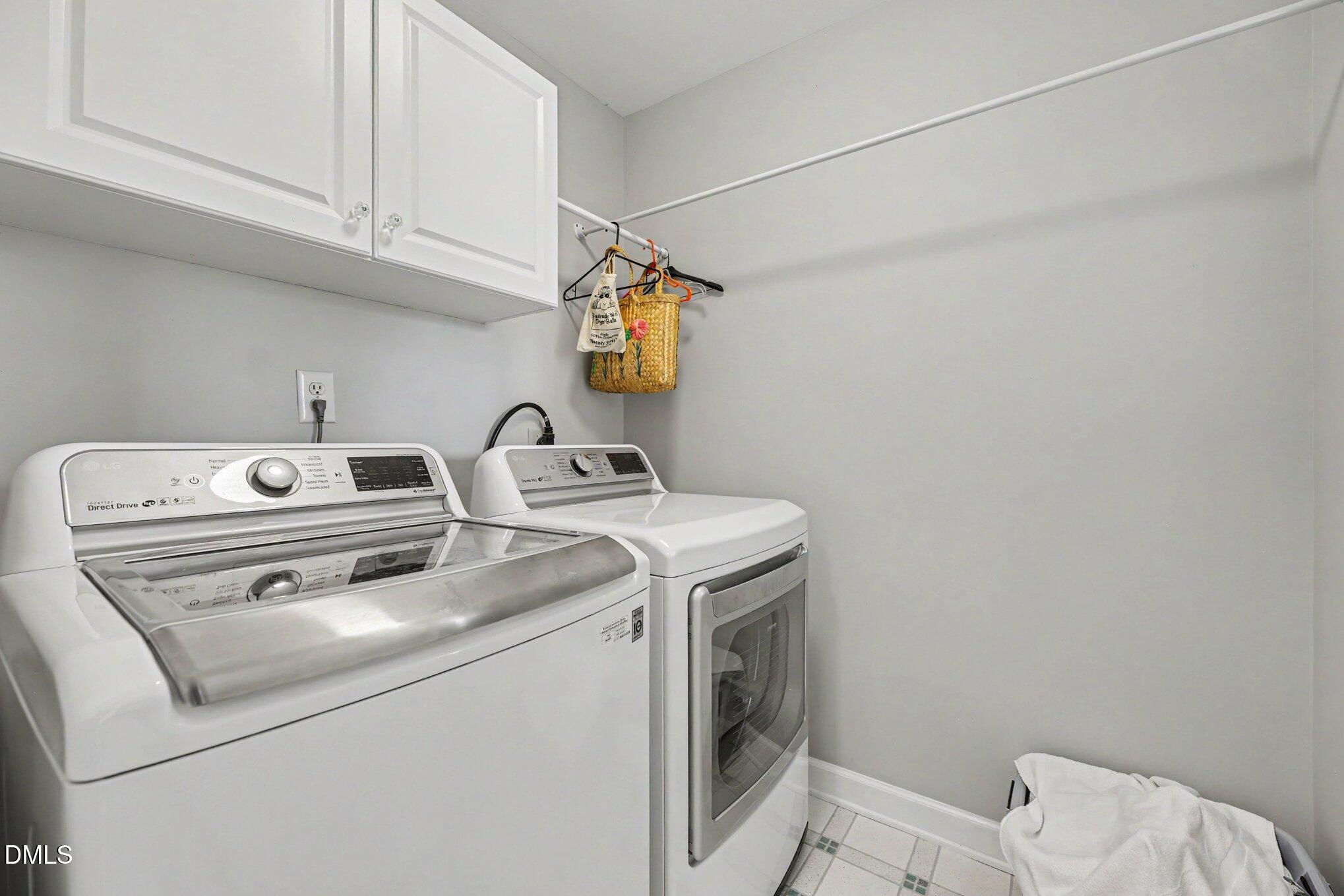 405 Carpenter Town Lane Property Photo 24