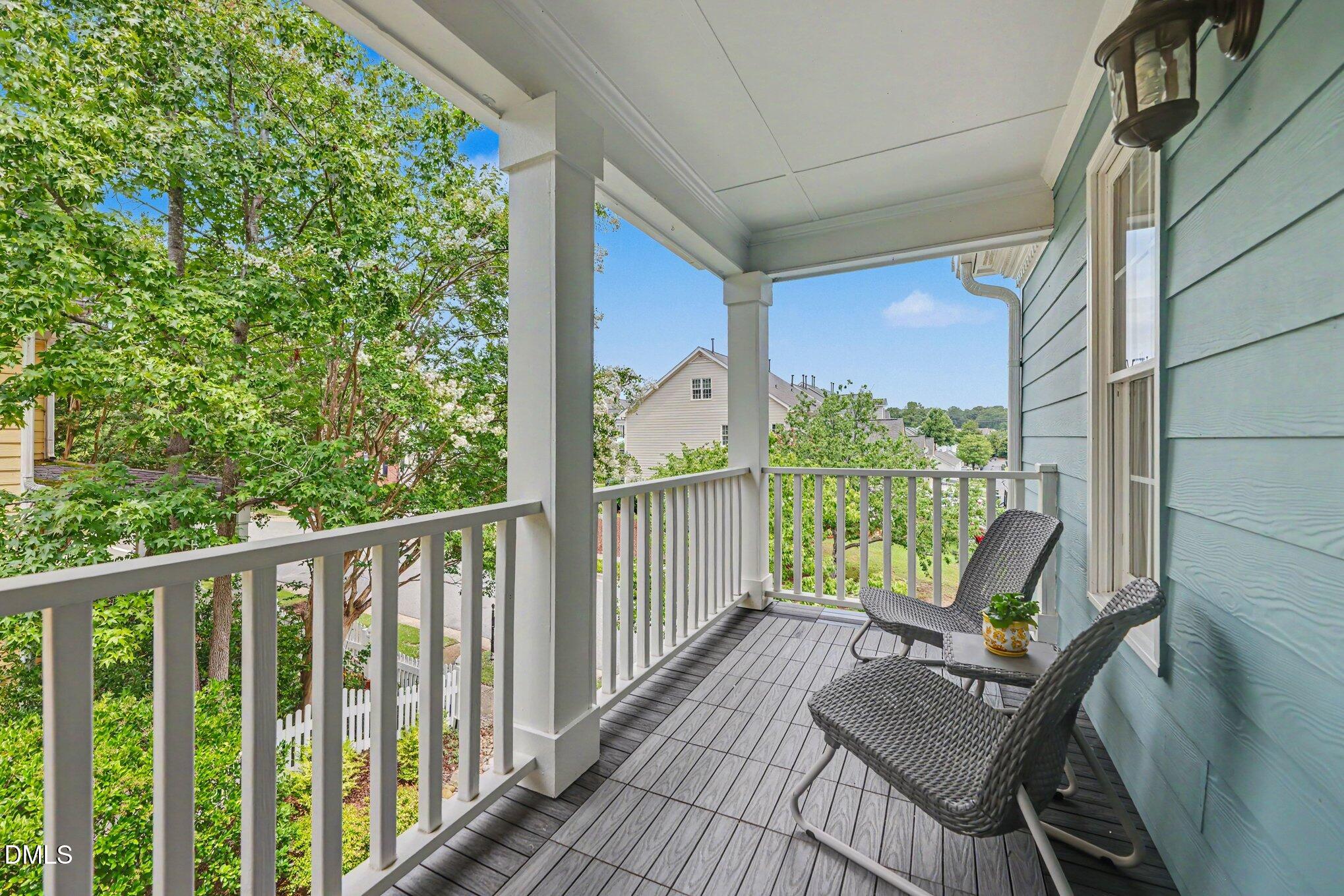 405 Carpenter Town Lane Property Photo 25