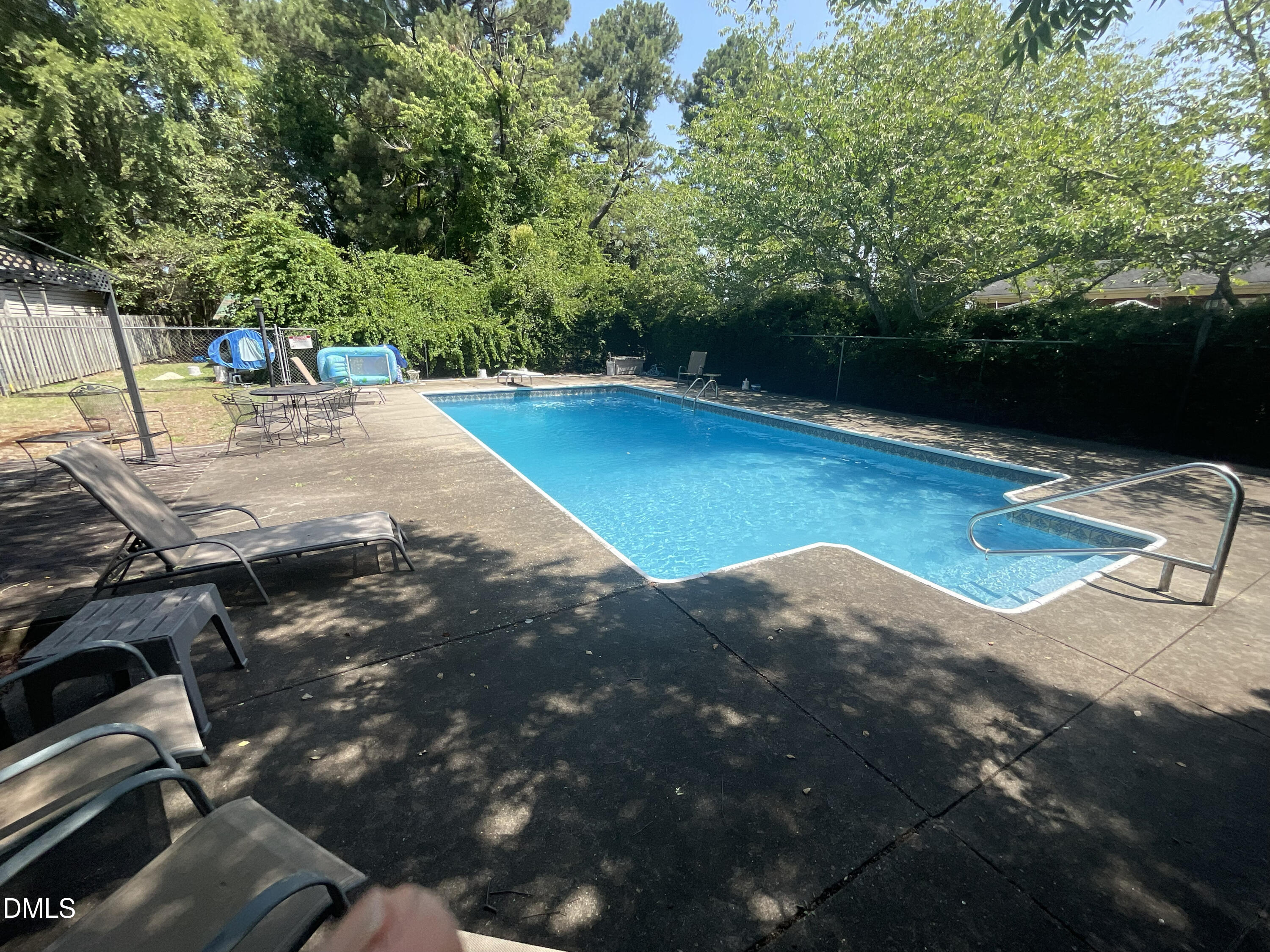1206 E Cumberland Street Property Photo 8