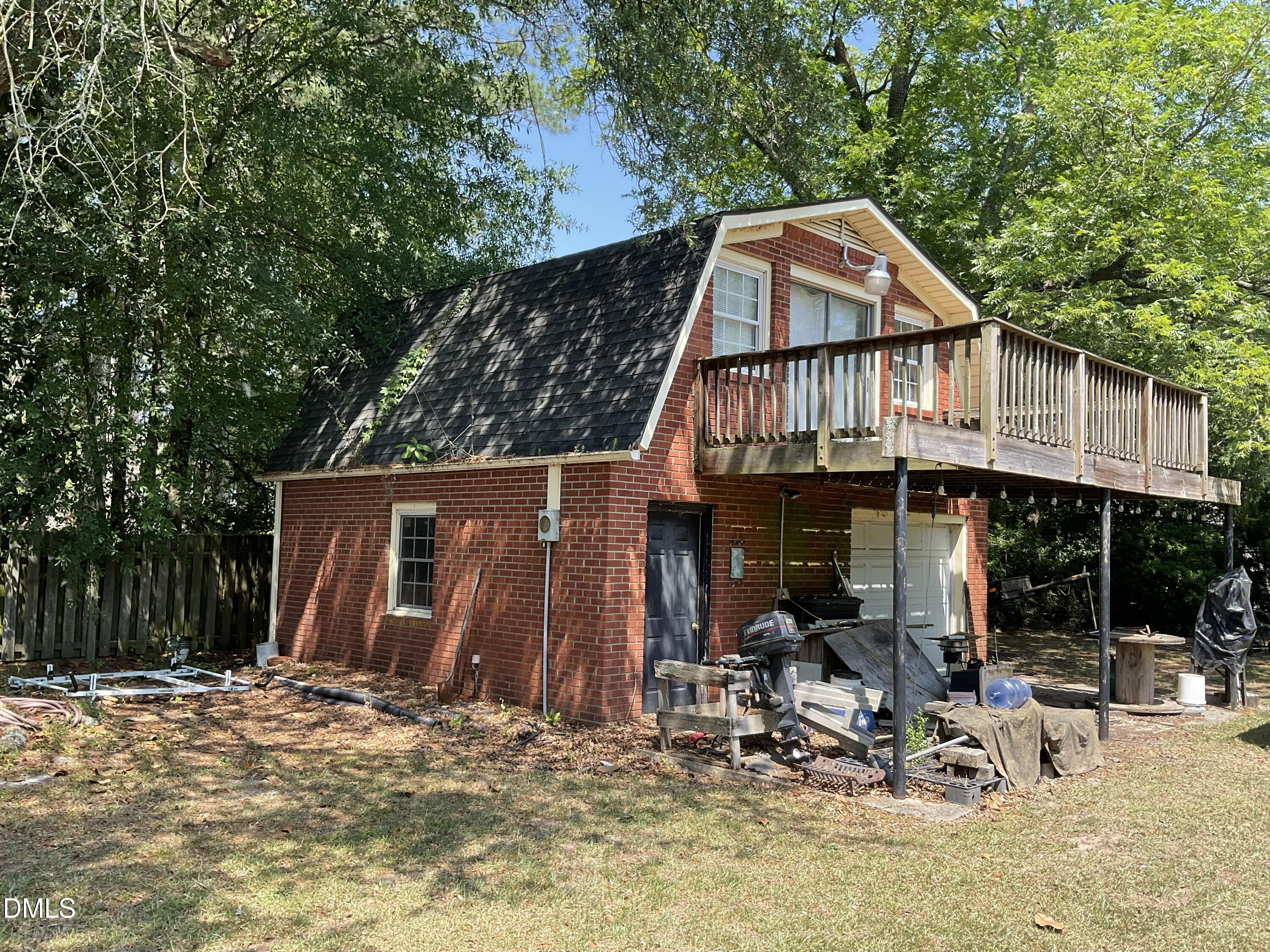 1206 E Cumberland Street Property Photo 9