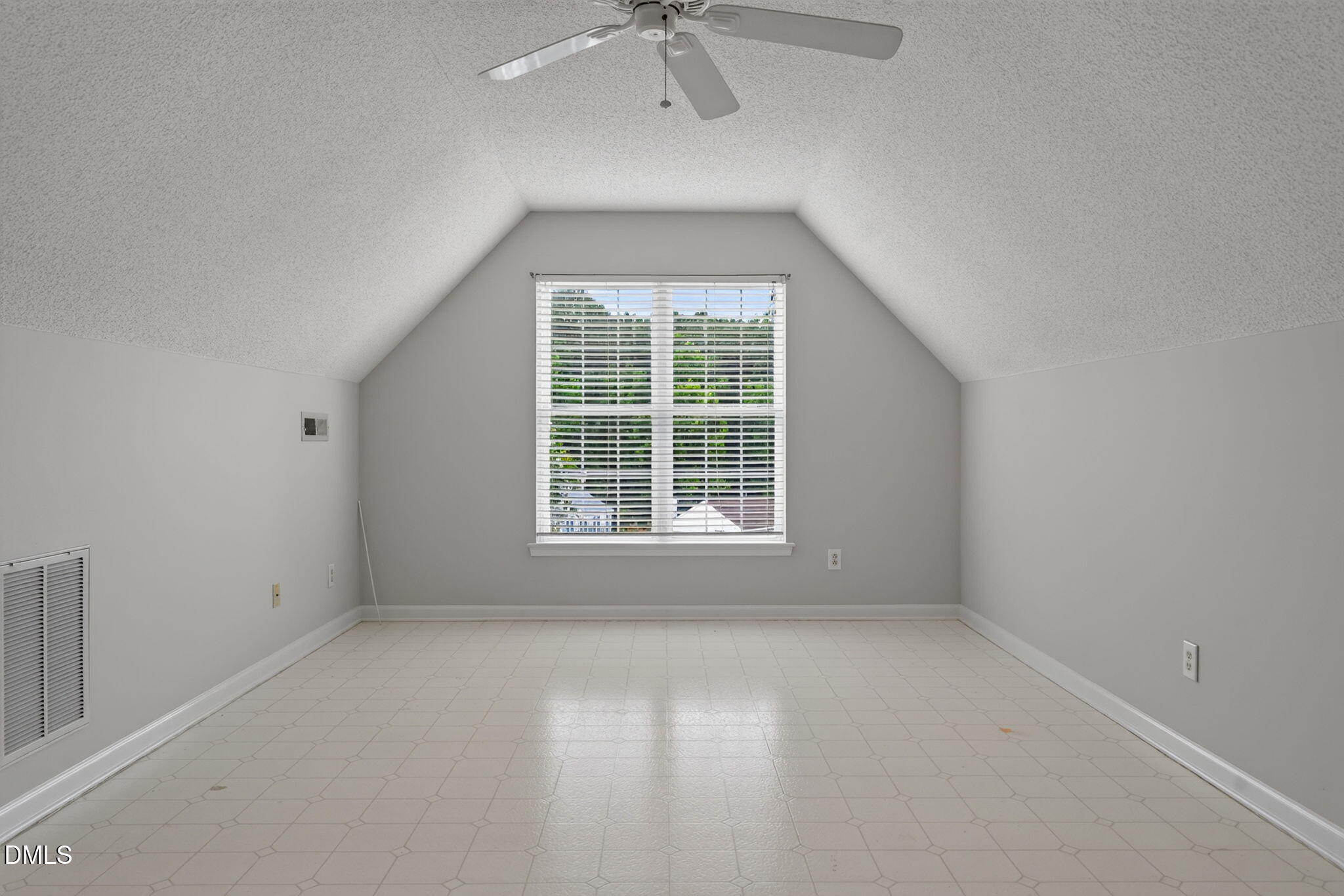 6800 Edwell Court Property Photo 29