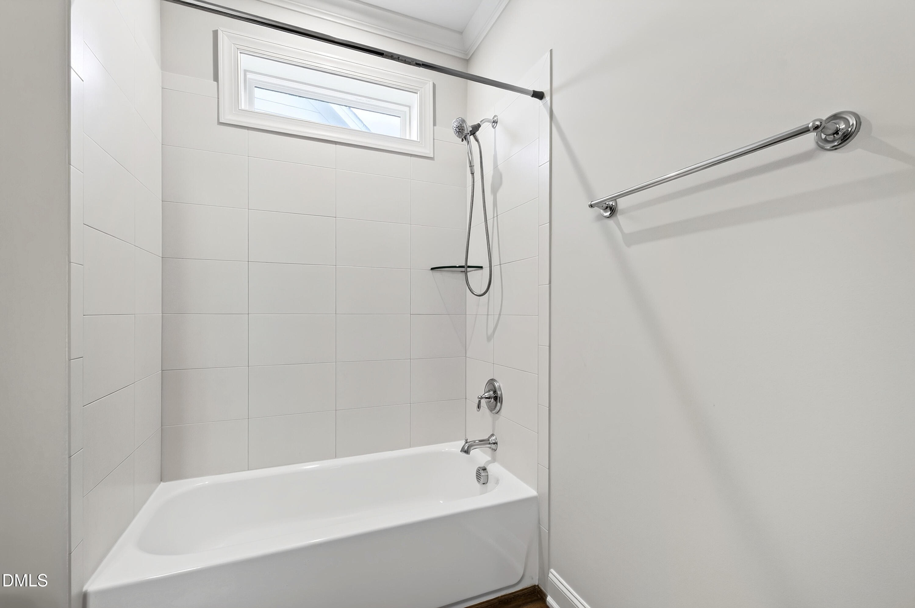 929 Groveview Wynd Property Photo 33