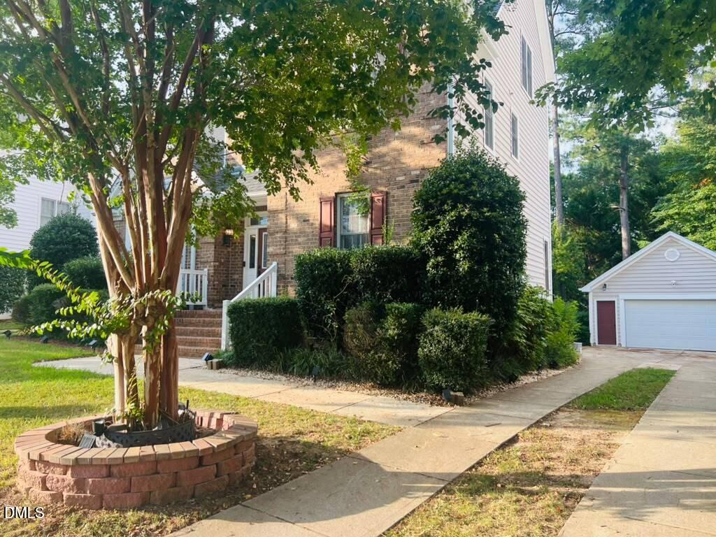 304 Star Magnolia Drive Property Photo 5