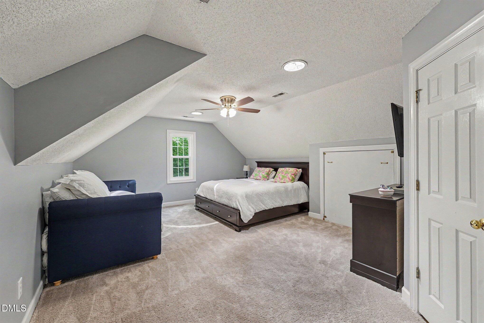 6233 Hilbert Ridge Drive Property Photo 20