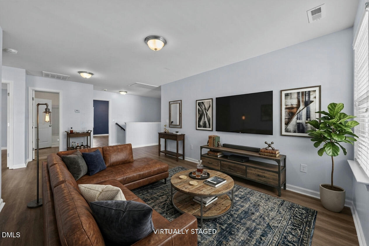 1532 Stark Spring Street Property Photo 4