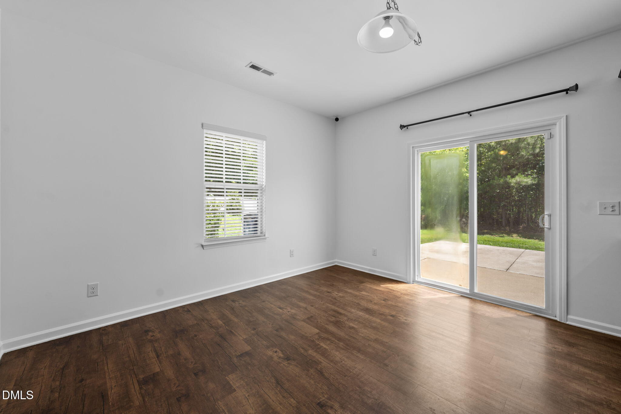 1532 Stark Spring Street Property Photo 26