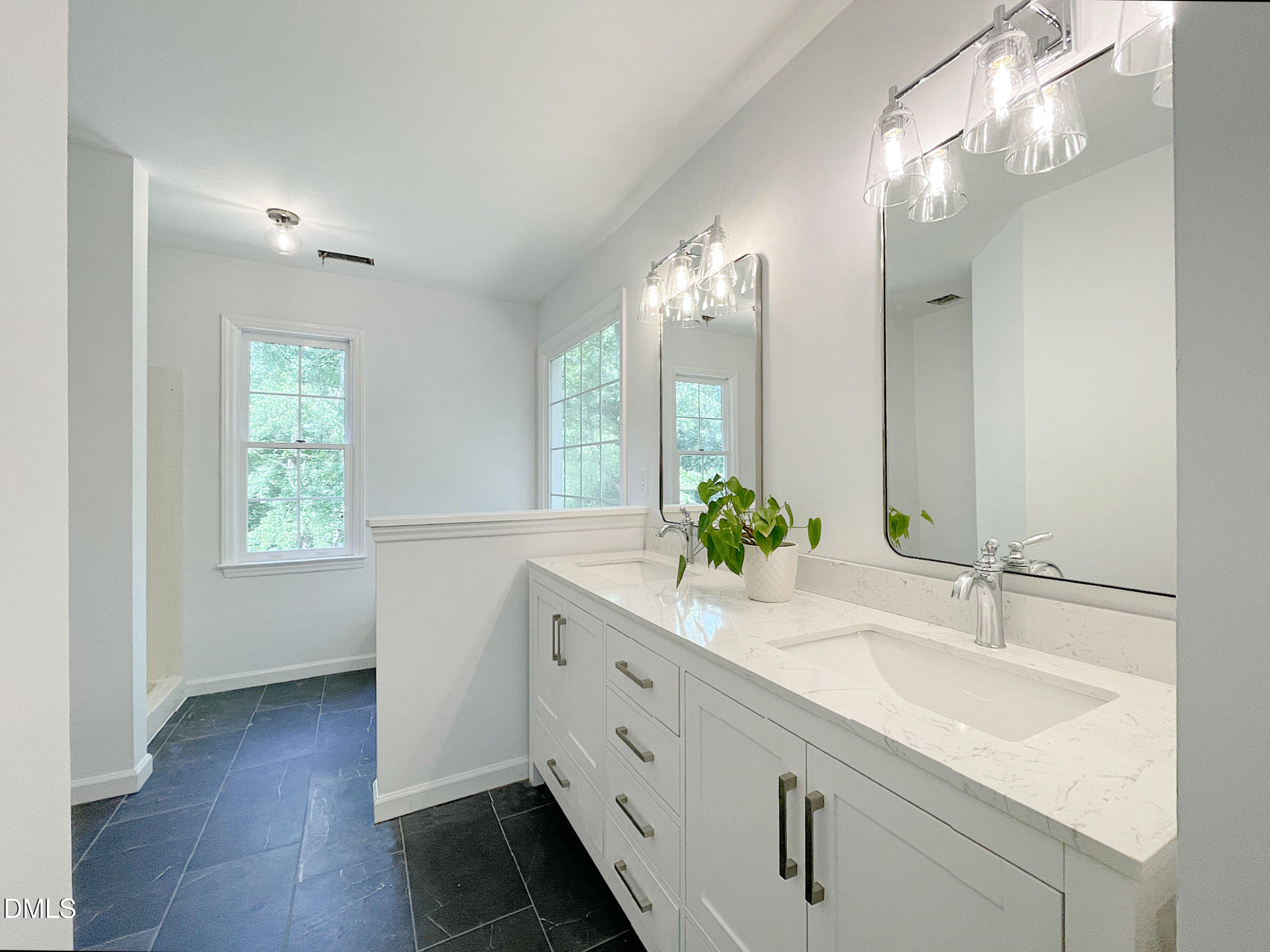 102 Ashtree Court Property Photo 18
