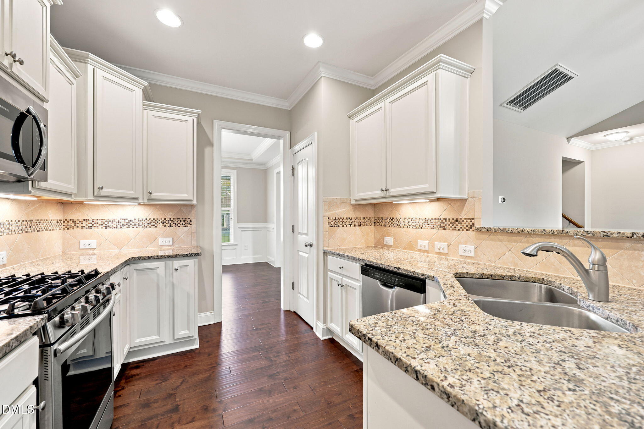1025 Sky Wave Trail Property Photo 12