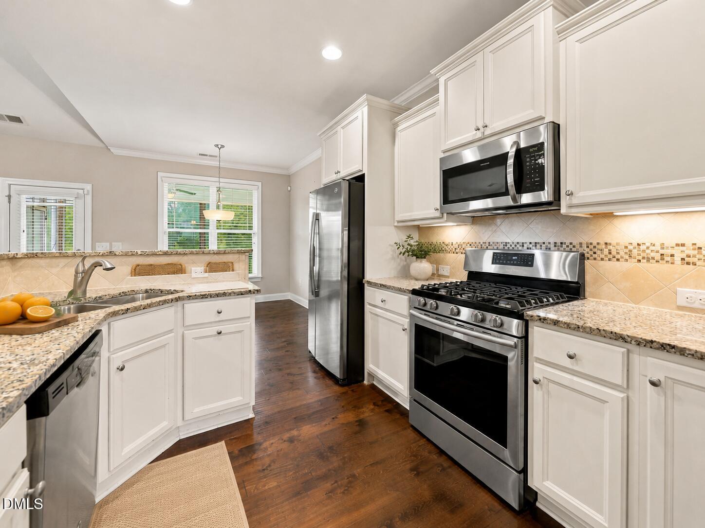 1025 Sky Wave Trail Property Photo 13