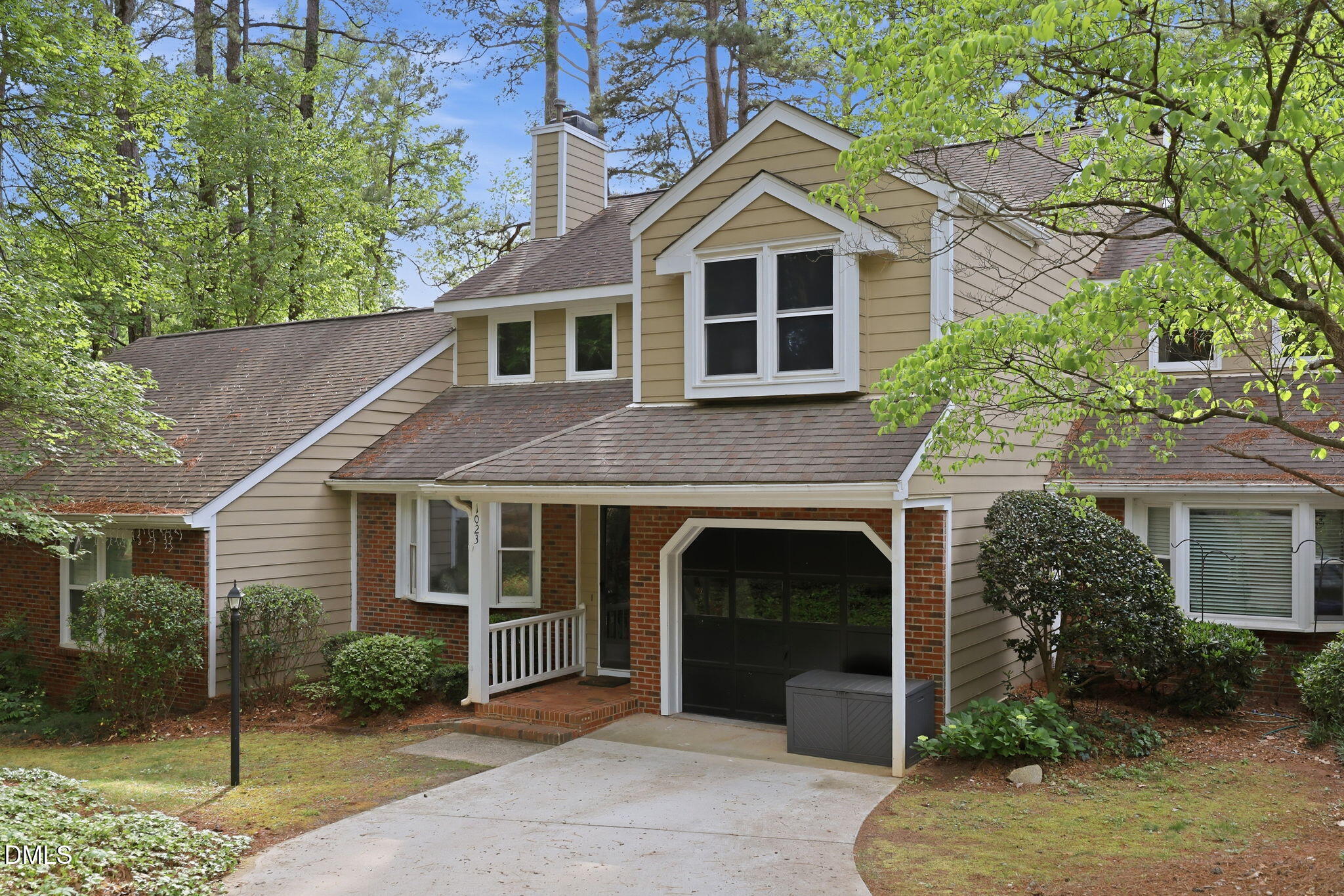 1023 Boathouse Court Property Photo 2