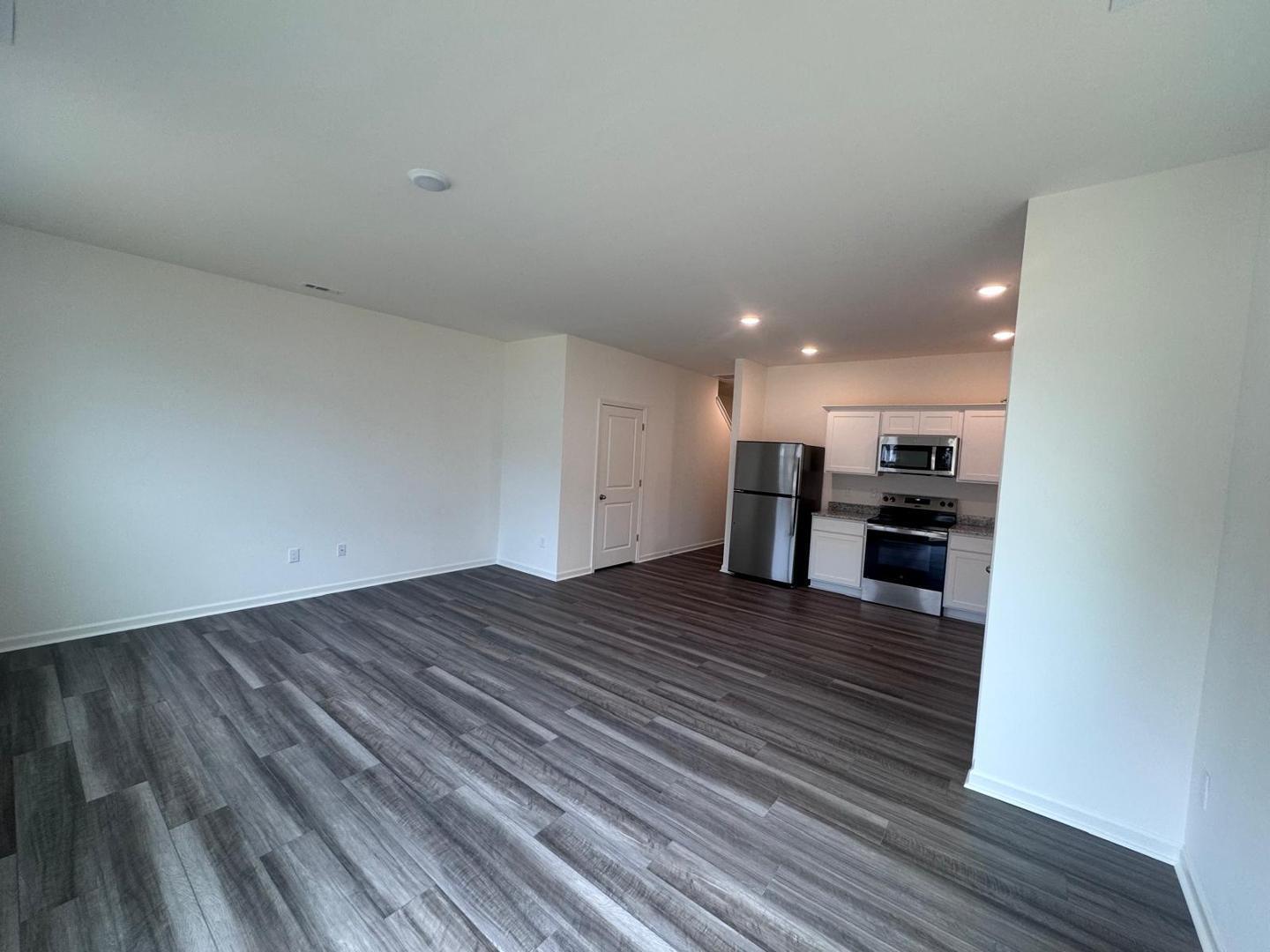 1112 Dakine Drive Property Photo 4