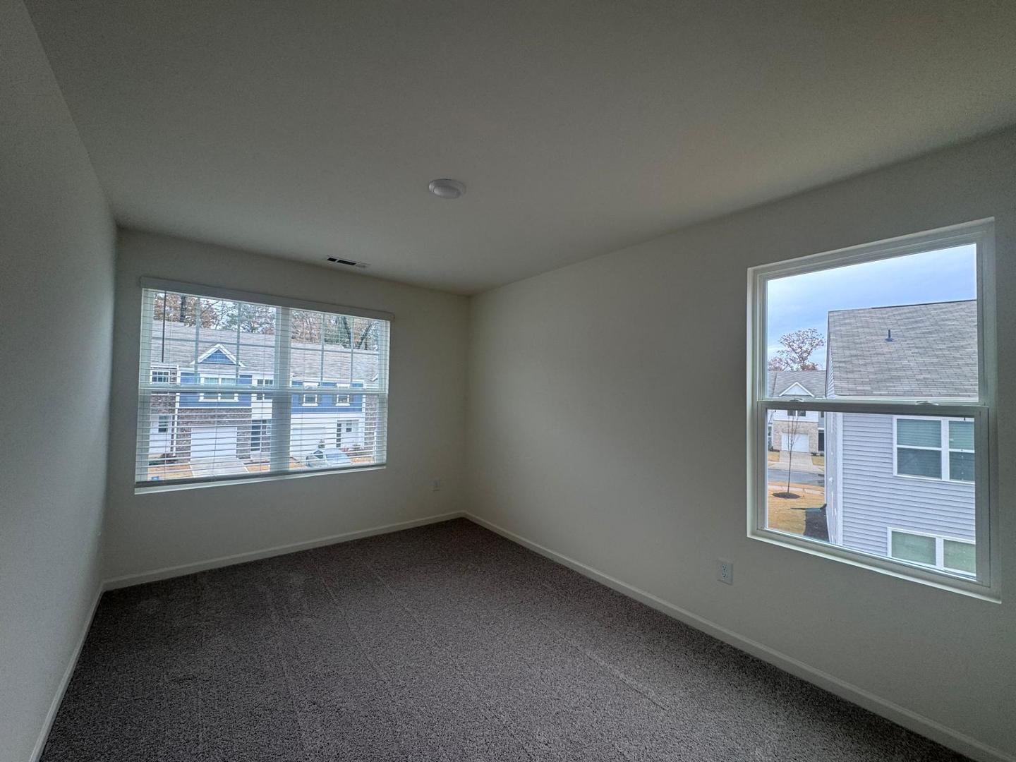 1112 Dakine Drive Property Photo 11