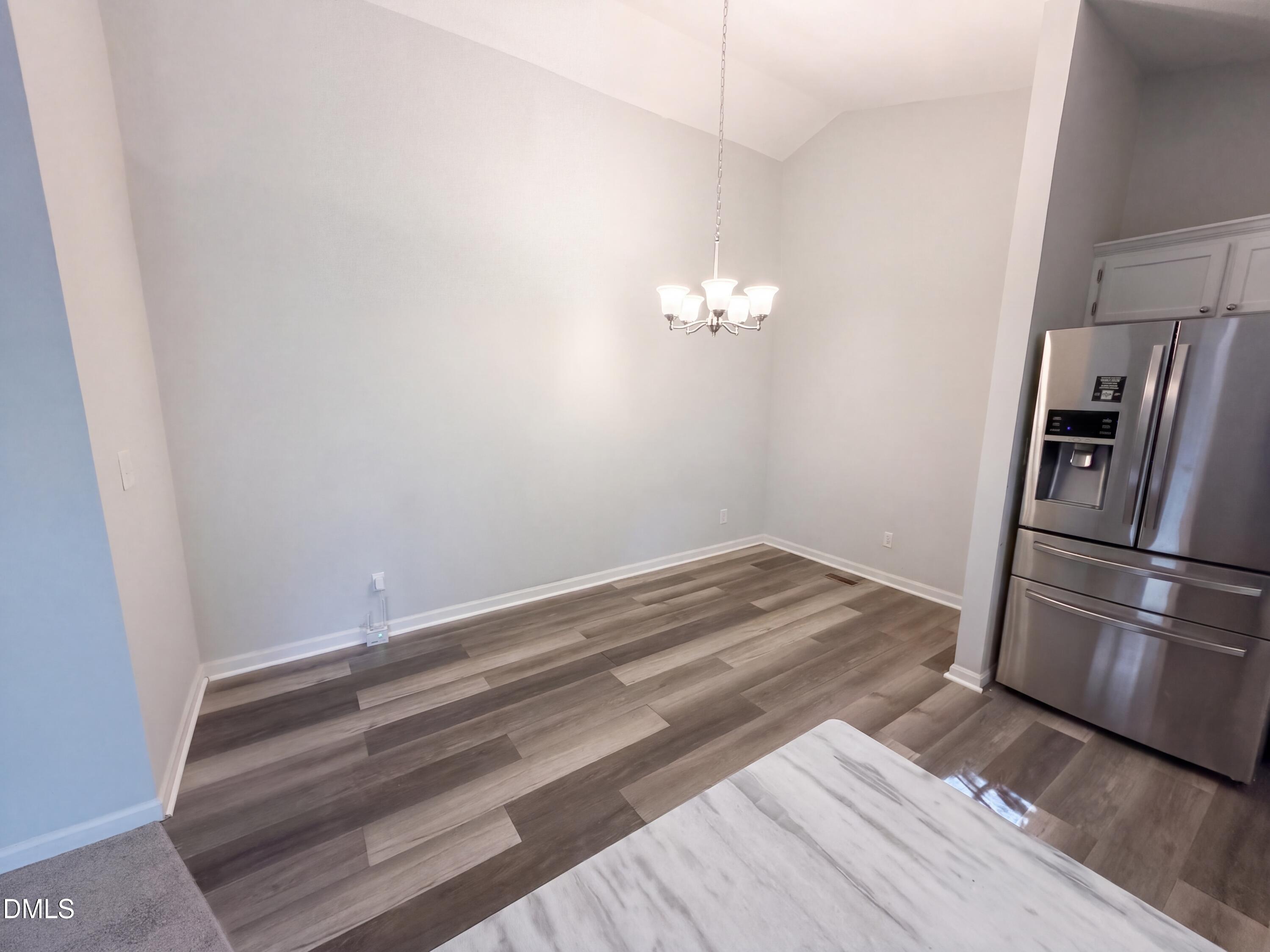 7816 Foxwood Drive Property Photo 3