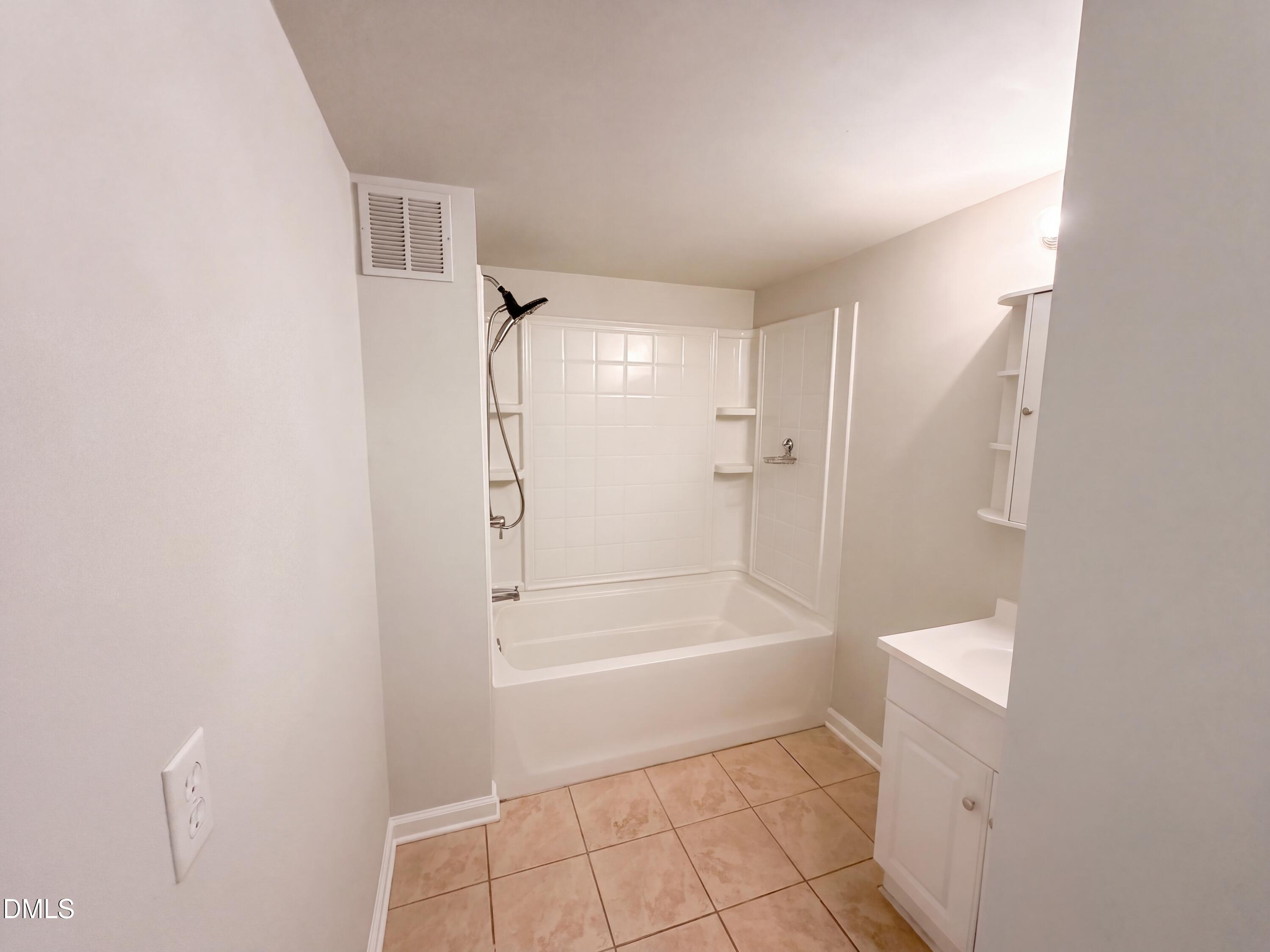 7816 Foxwood Drive Property Photo 9