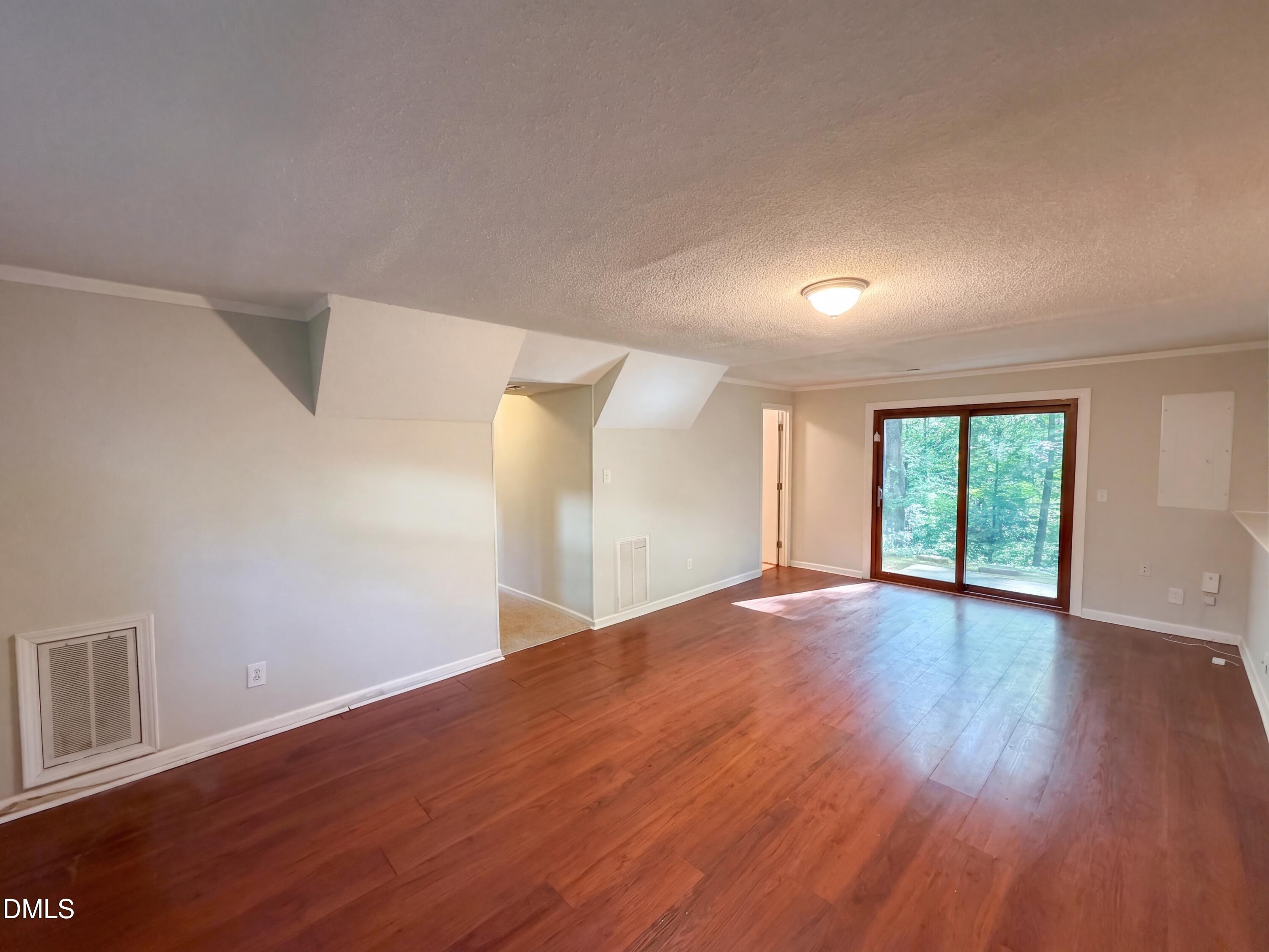 7816 Foxwood Drive Property Photo 10