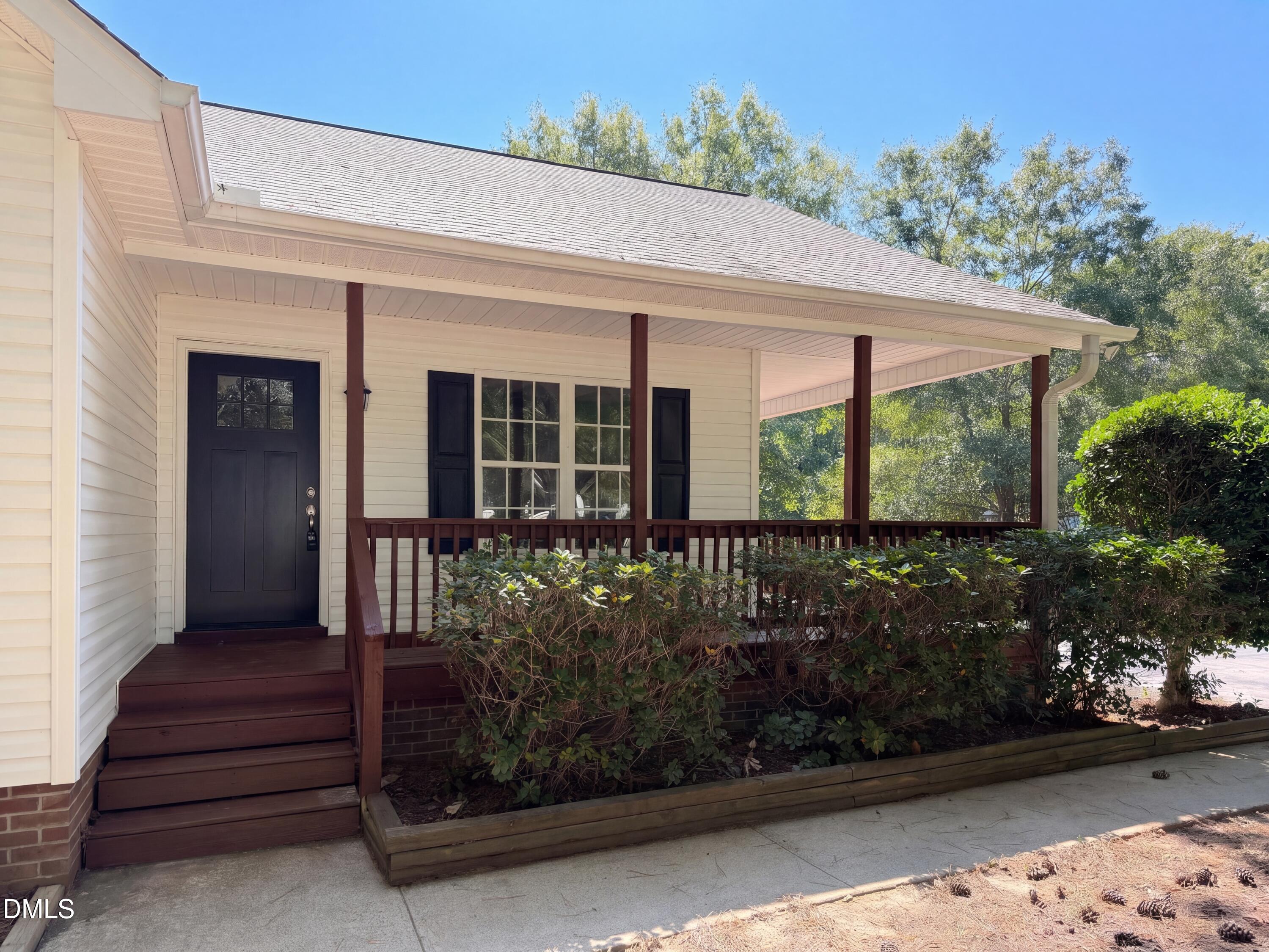 576 Sunray Drive Property Photo 14
