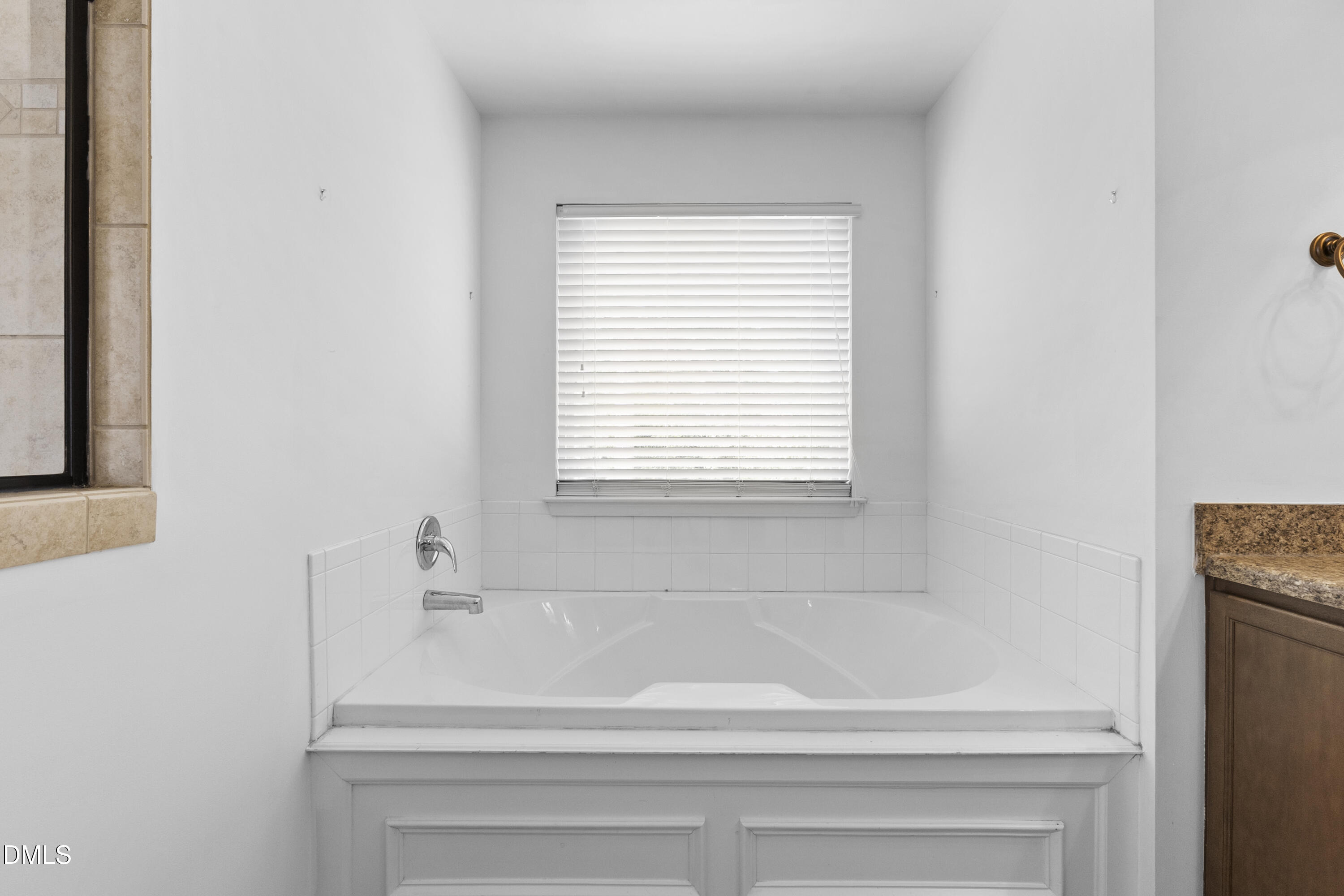 55 Baystone Drive Property Photo 27