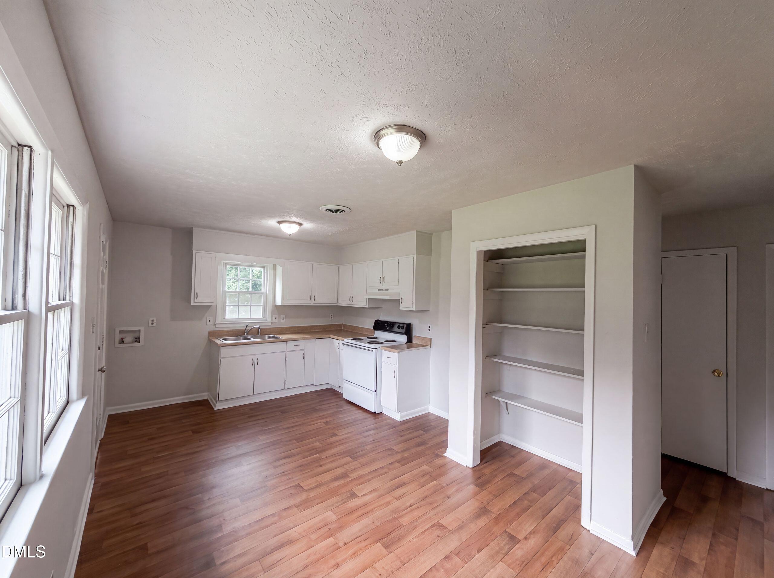 6616 Amanda Circle Property Photo 2