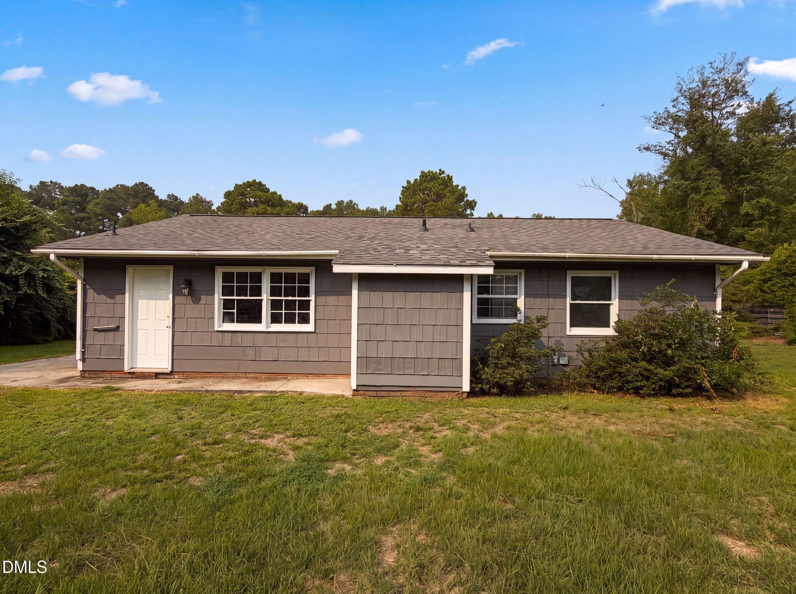 6616 Amanda Circle Property Photo 5