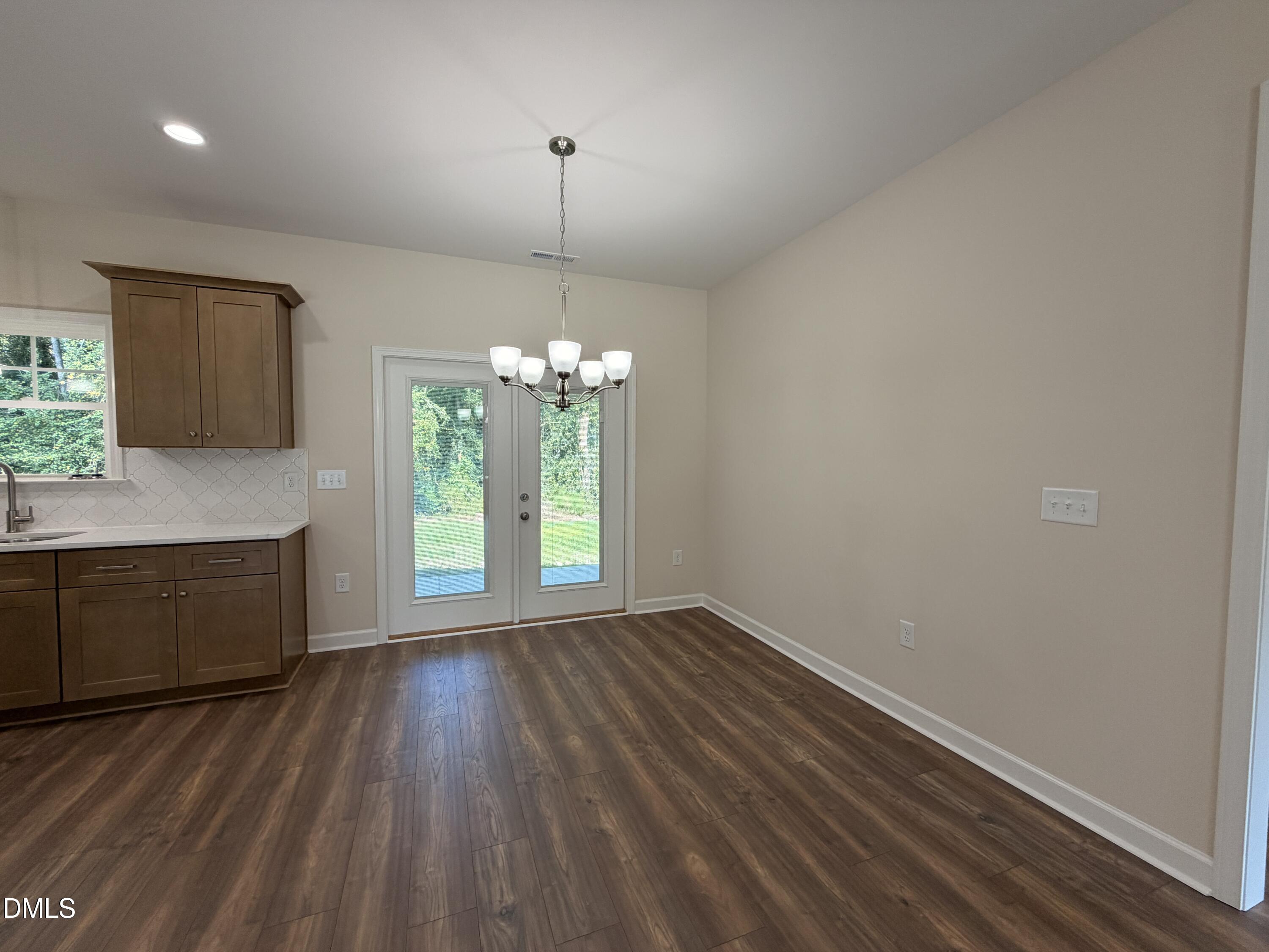 1730 Walnut Run Drive Property Photo 10