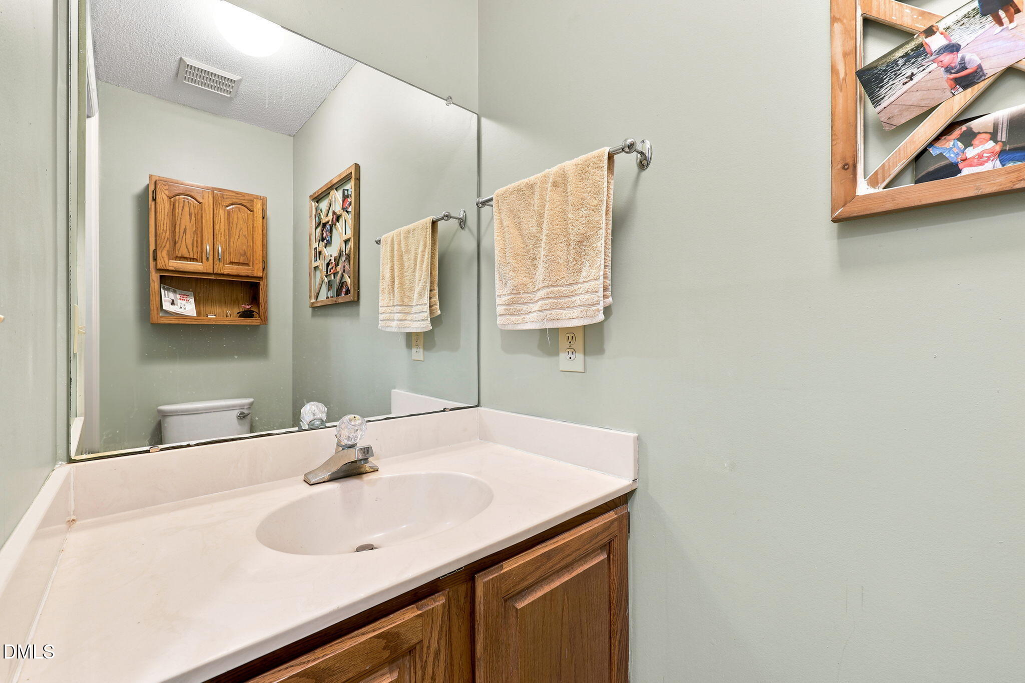 3127 Coachmans Way Property Photo 7