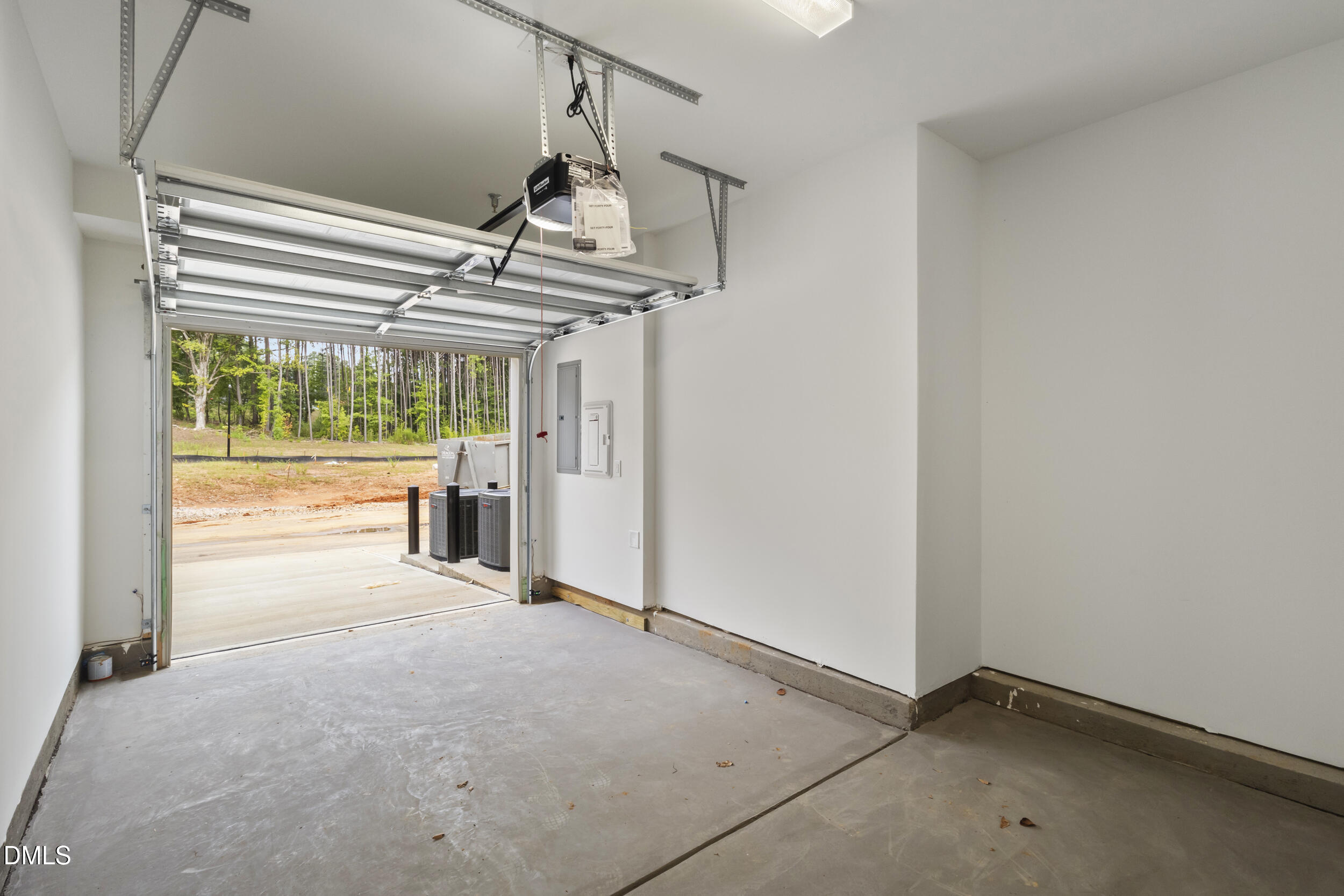 10546 Bailey Branch Drive 101 Property Photo 4
