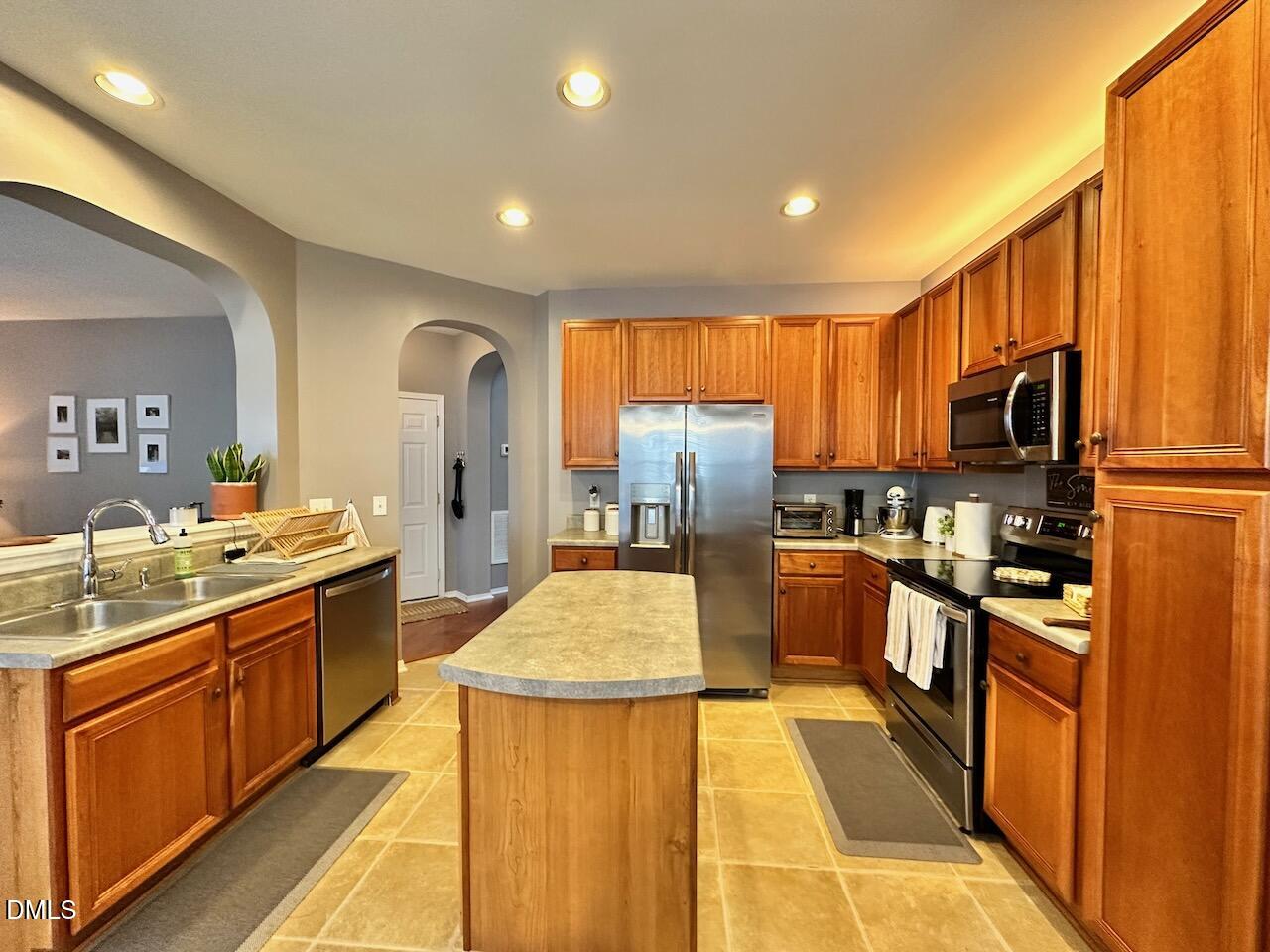 8400 Flat Keystone Drive Property Photo 7
