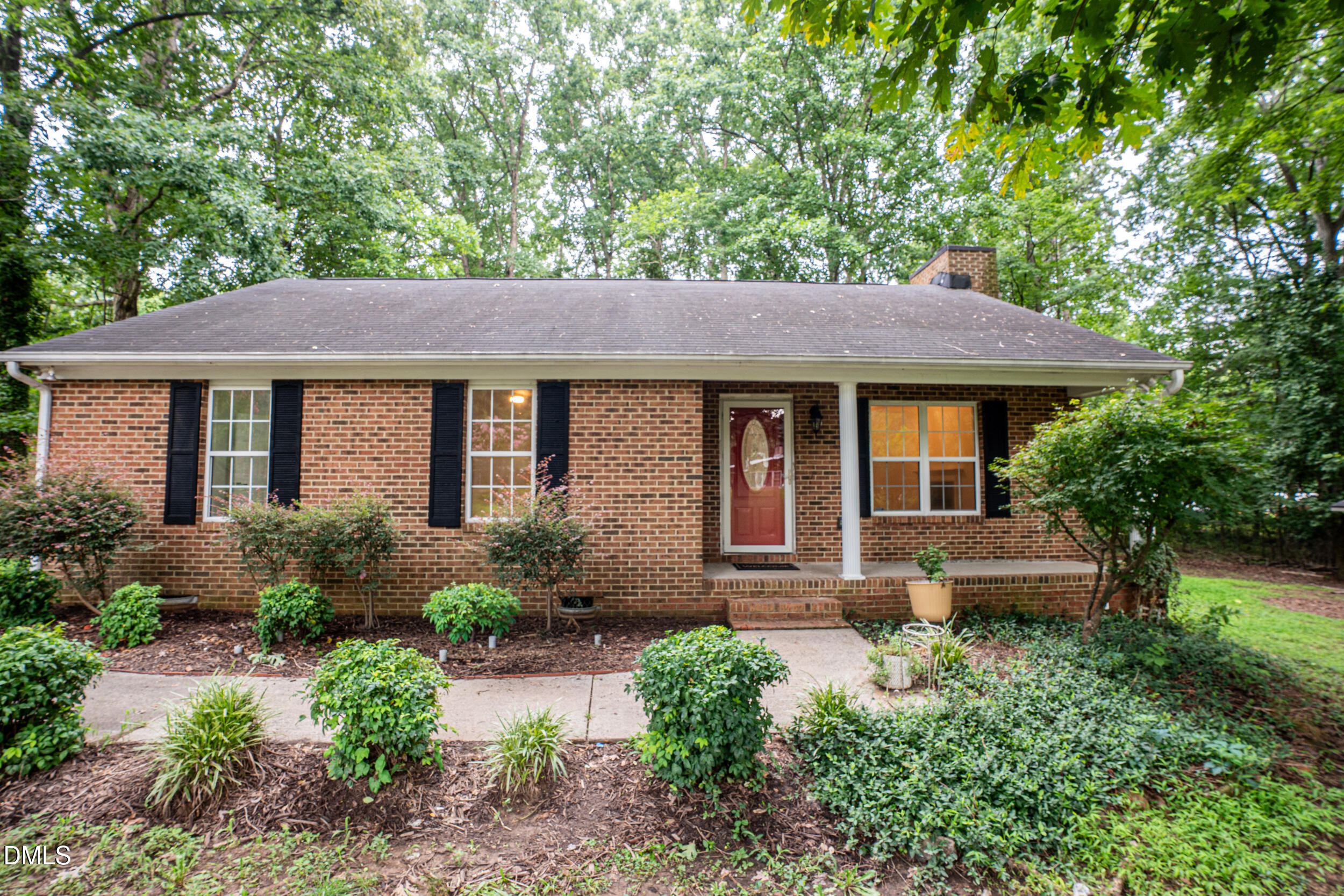 302 Goodwin Road Property Photo 1