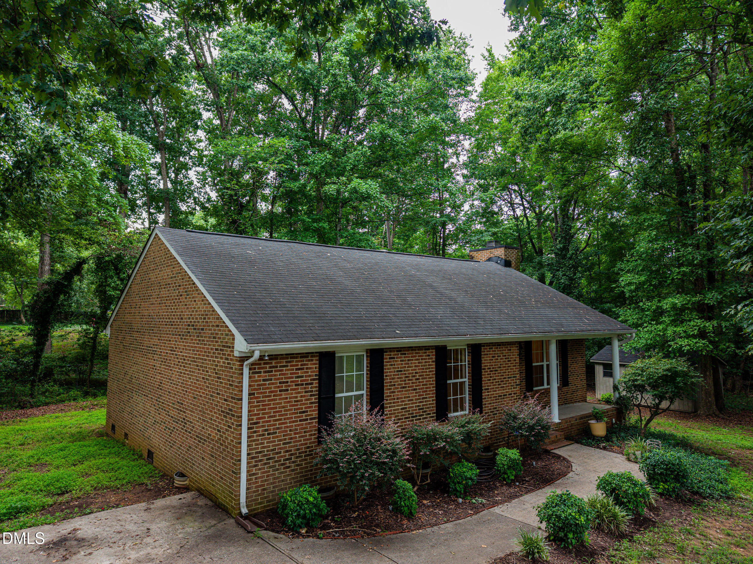 302 Goodwin Road Property Photo 4