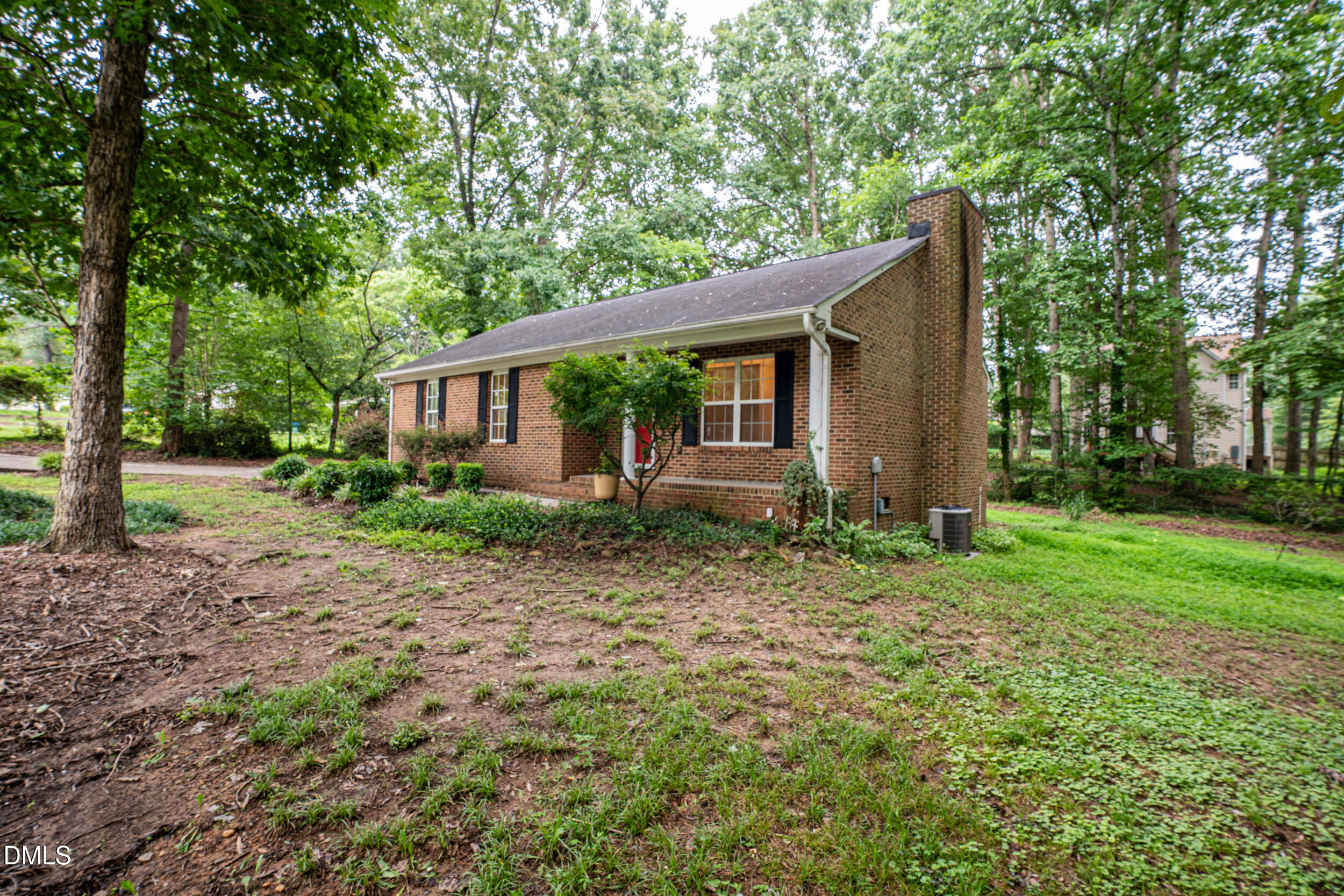 302 Goodwin Road Property Photo 5
