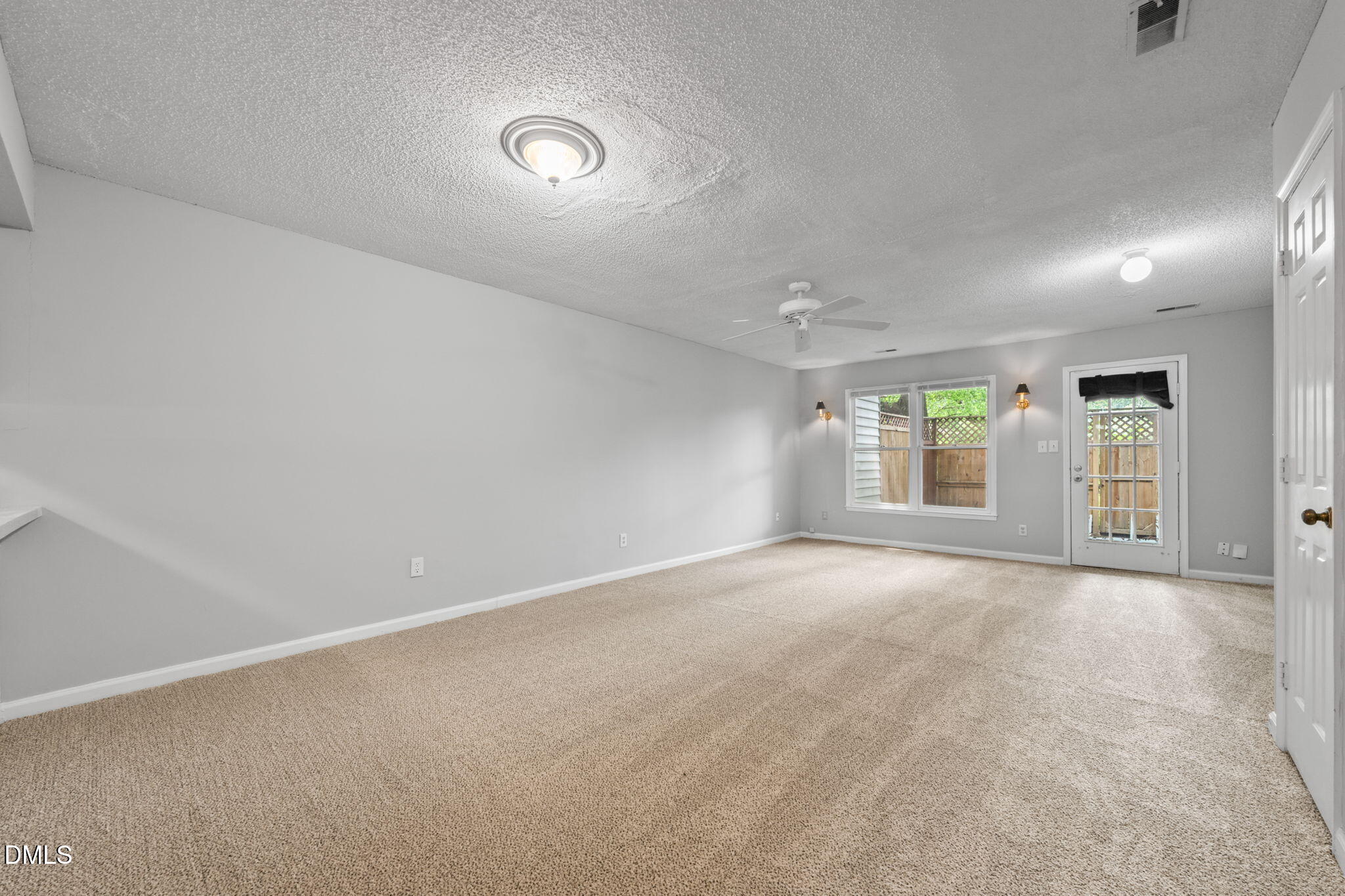 4425 Roller Court Property Photo 9