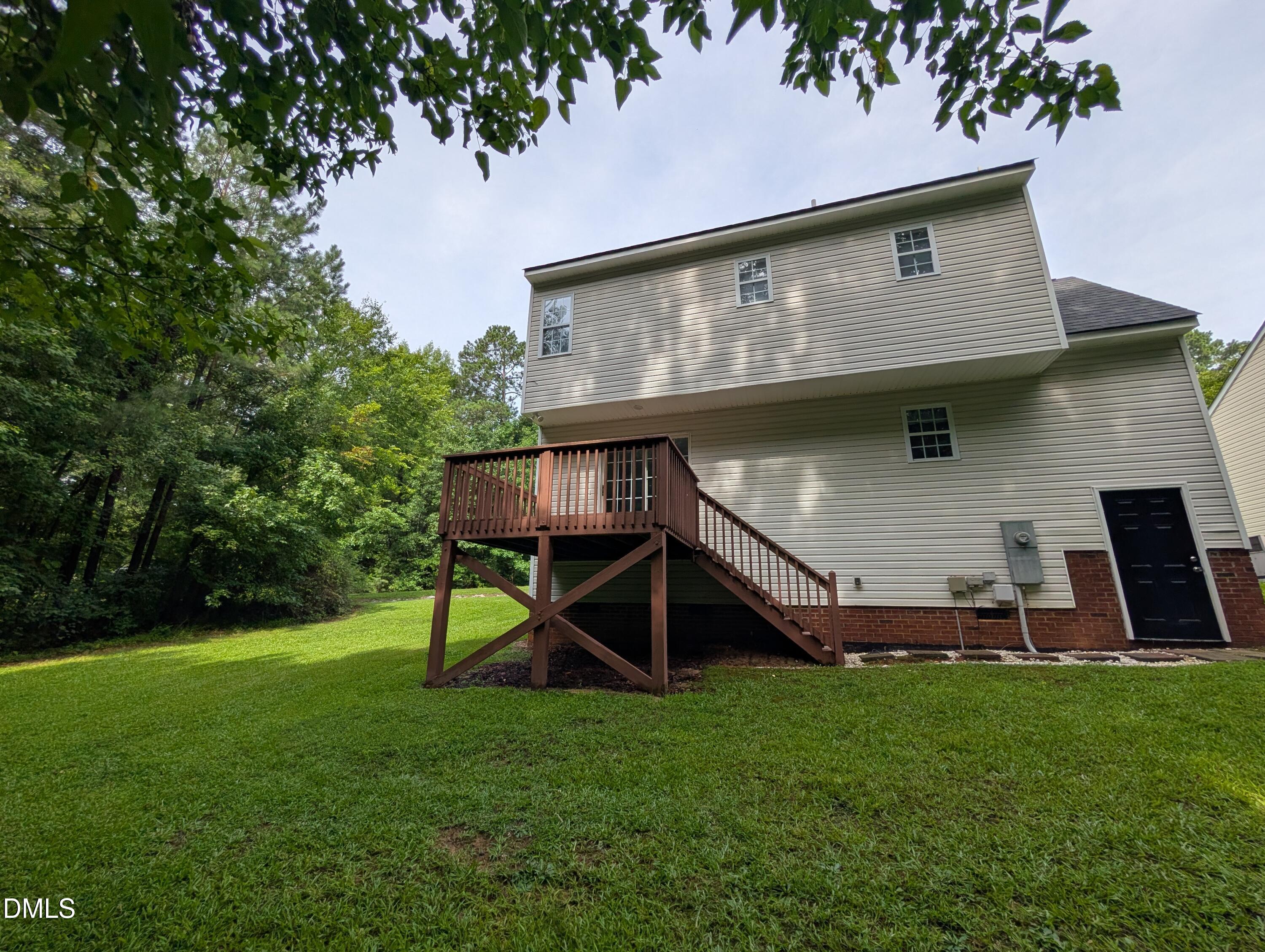 1039 Laurel Leaf Road Property Photo 8