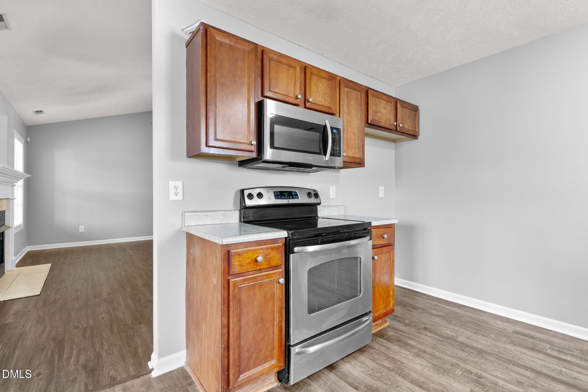 1466 Thoroughbred Trail Property Photo 14