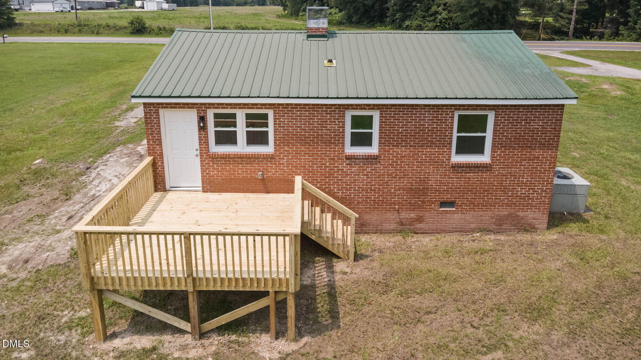505 Gay Town Road Property Photo 6
