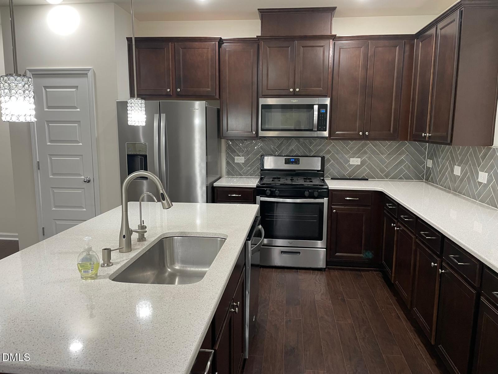 1004 Yatesbury Place Property Photo 11