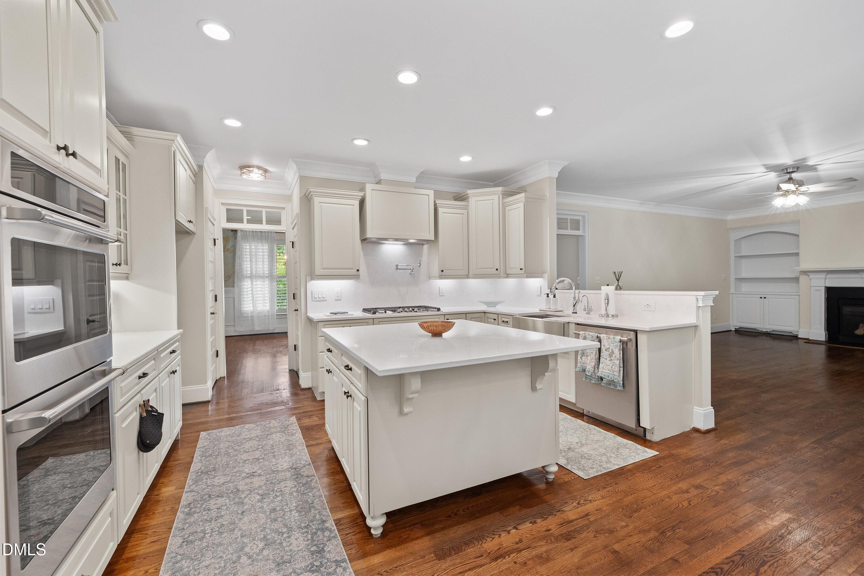 4925 Mashpee Lane Property Photo 17