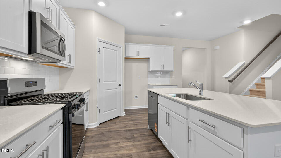 65 Green Laurel Drive Property Photo 8